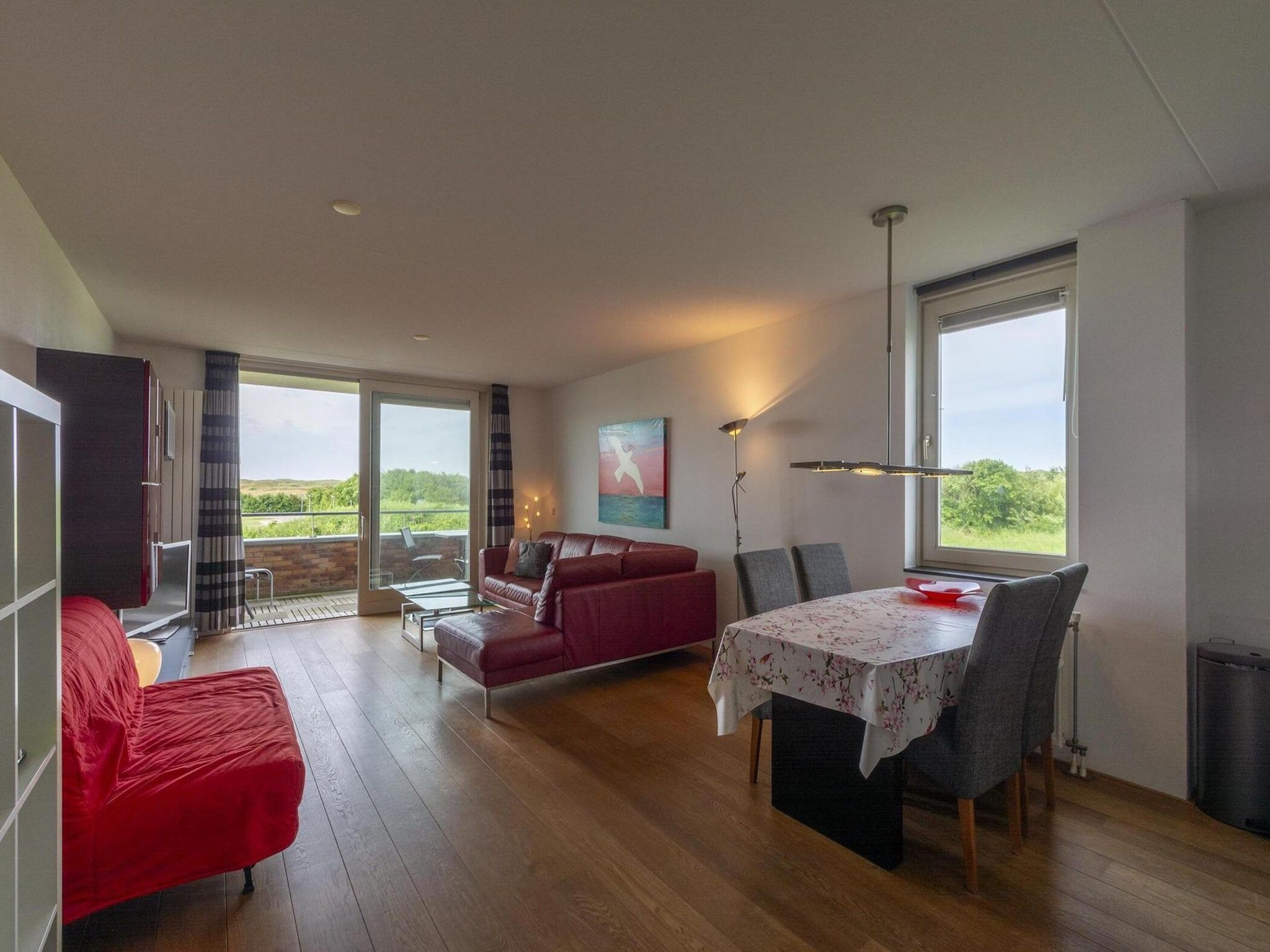 De eetkamer van Duinerei C103 in Groote Keeten