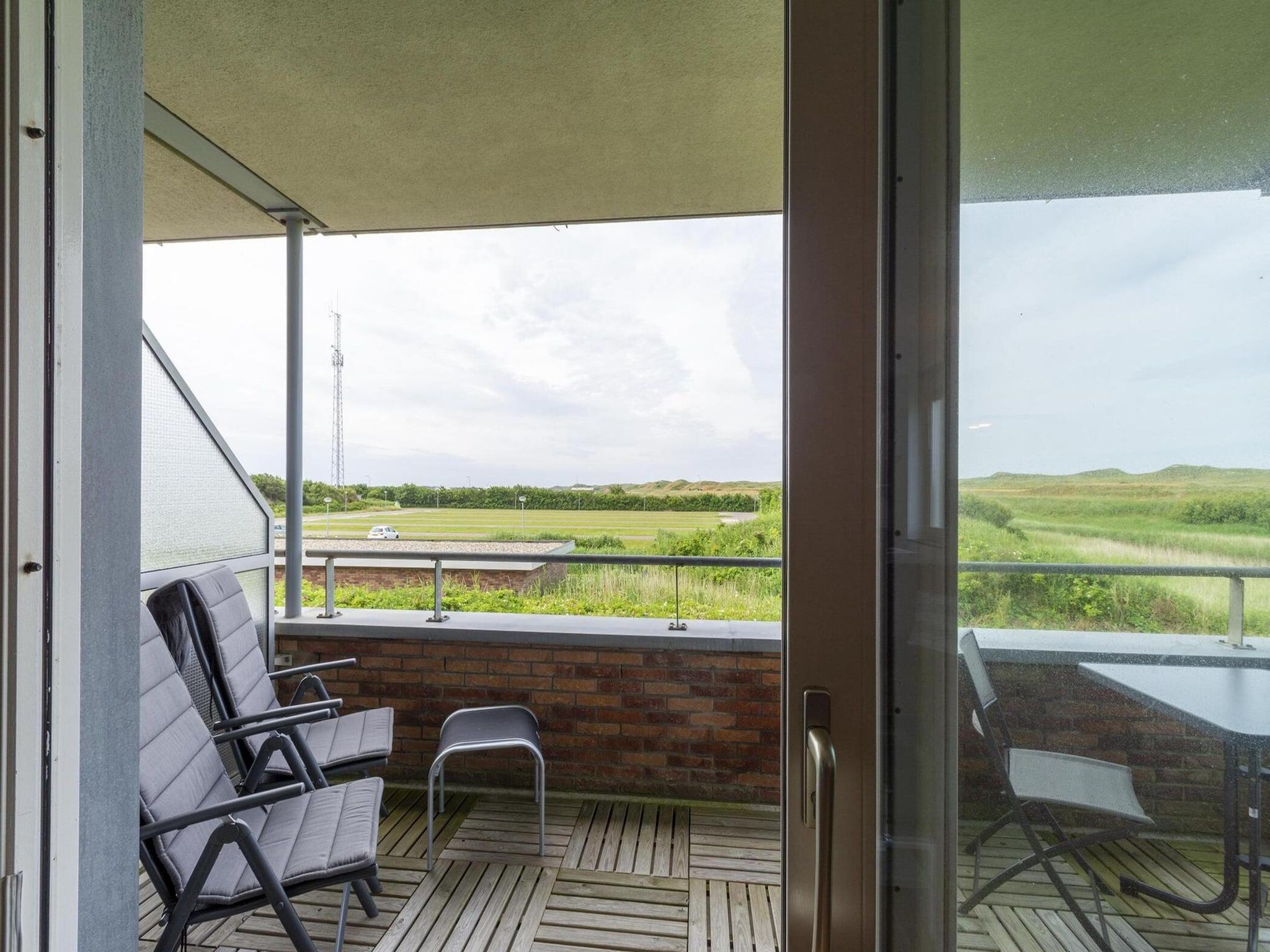 Het terras van Duinerei C103 in Groote Keeten