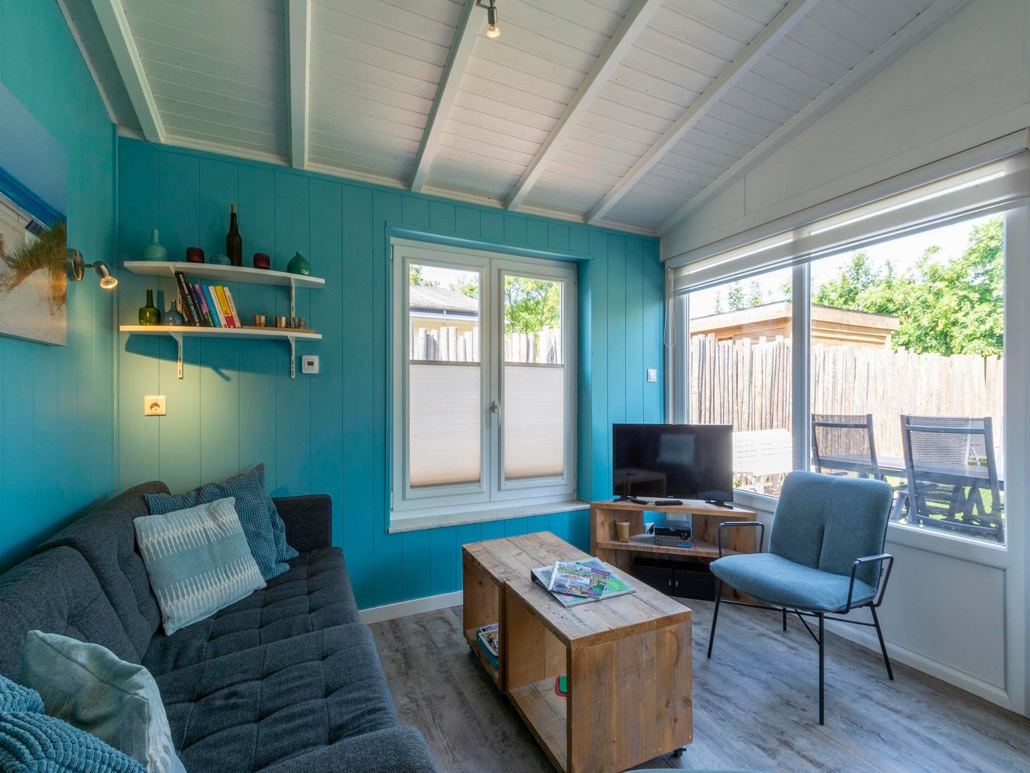 De woonkamer van Garnekuul 56 in Callantsoog