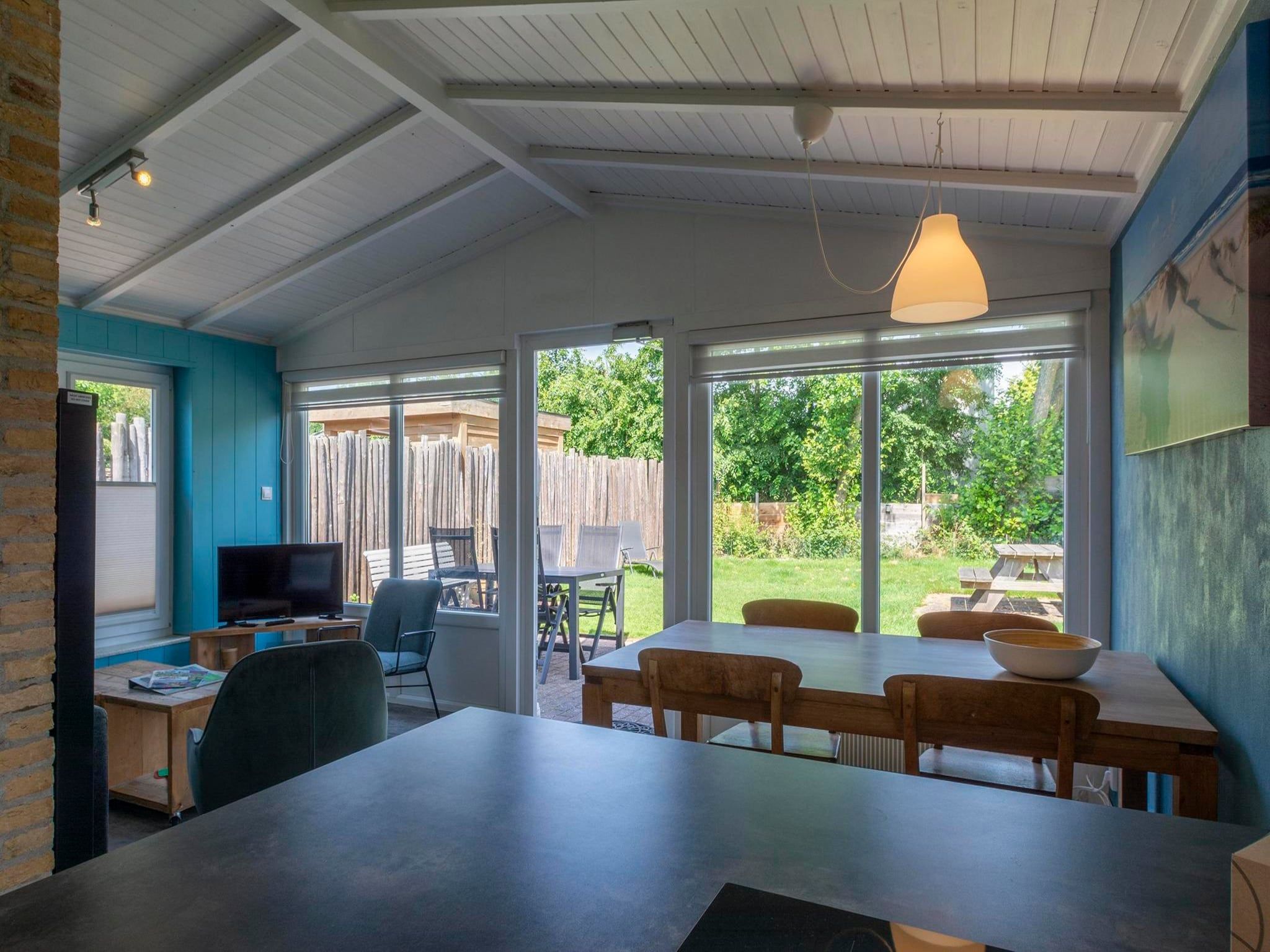De eetkamer van Garnekuul 56 in Callantsoog