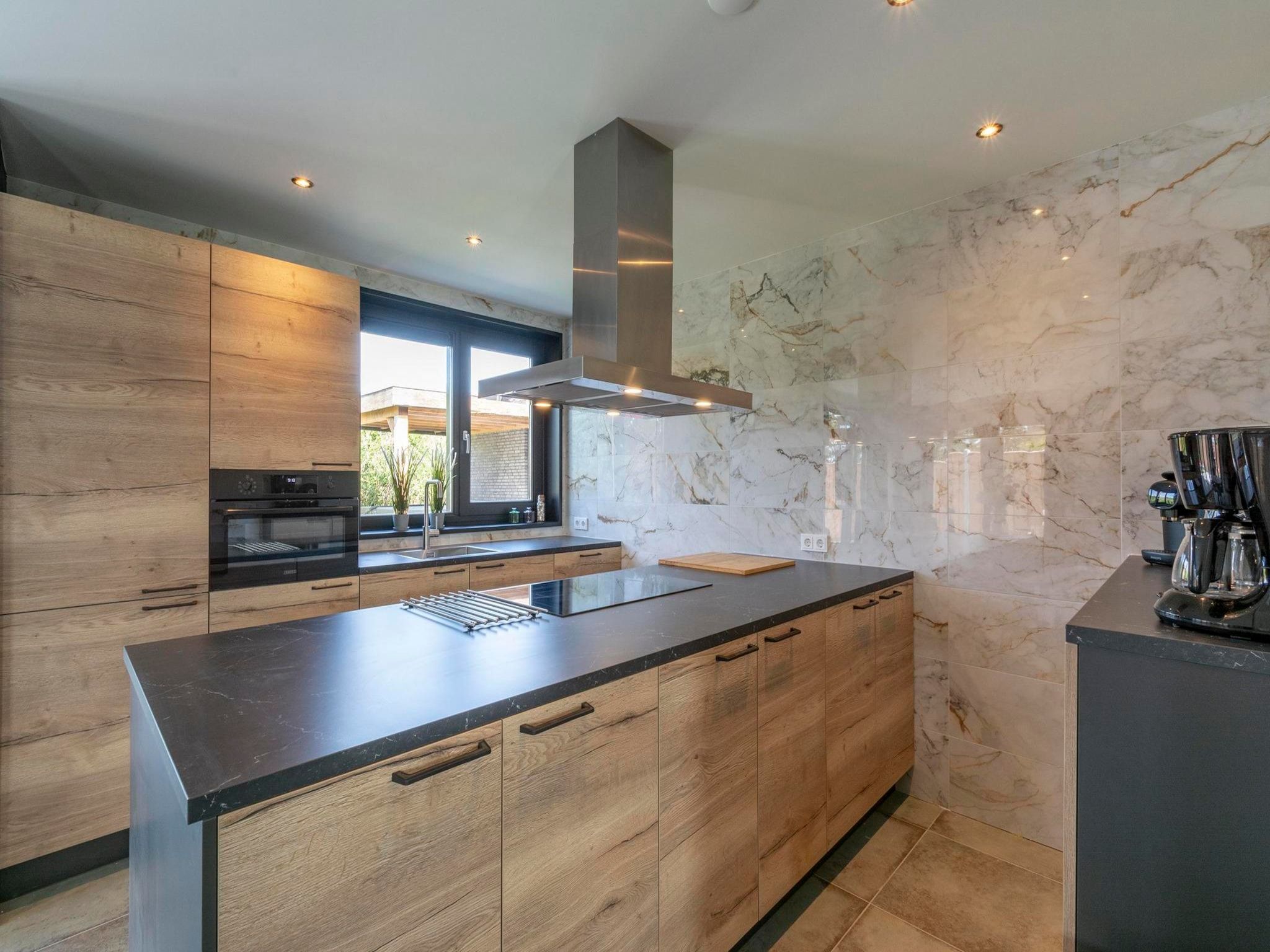 De keuken van Wellness Villa Lotje in Julianadorp aan Zee