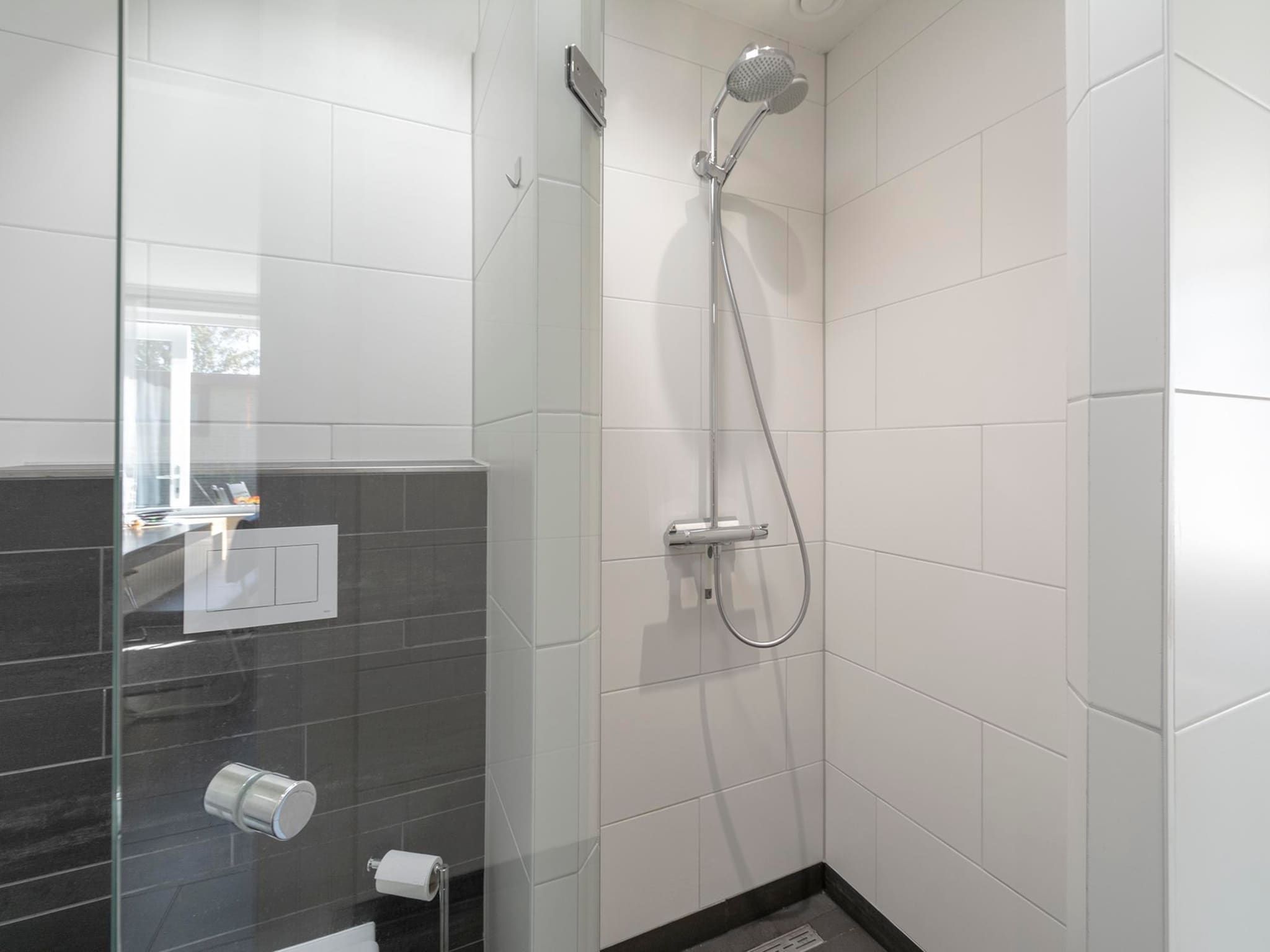 De badkamer van Garnekuul 76 in Callantsoog
