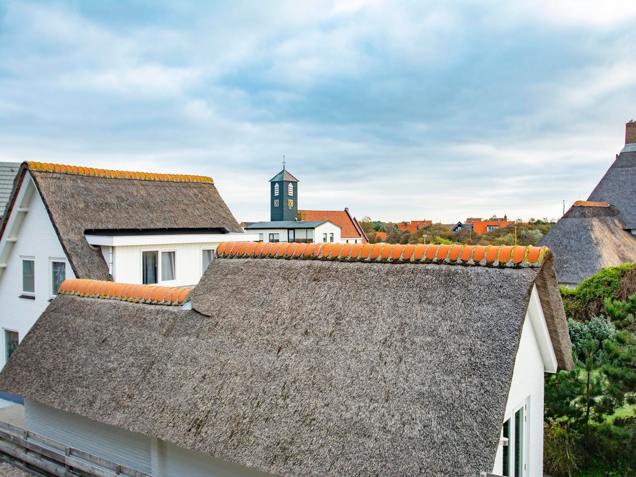 De buitenkant van Wijde Blick 203 in Callantsoog