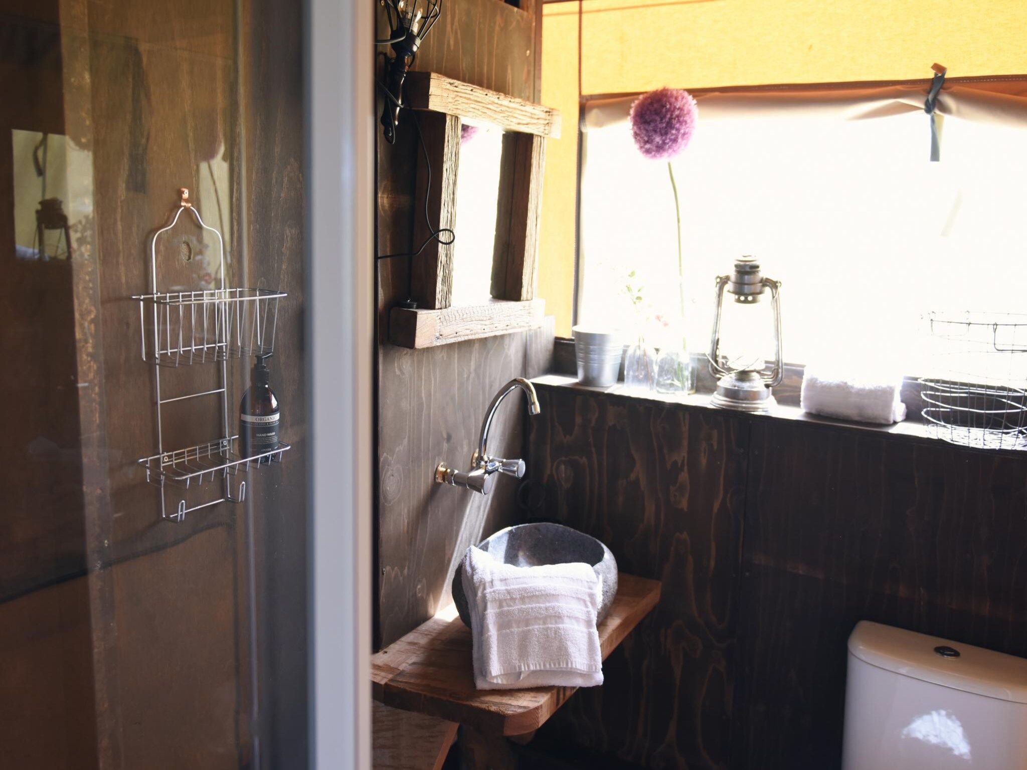 De badkamer van Beach Lodge - Duynpark in Callantsoog