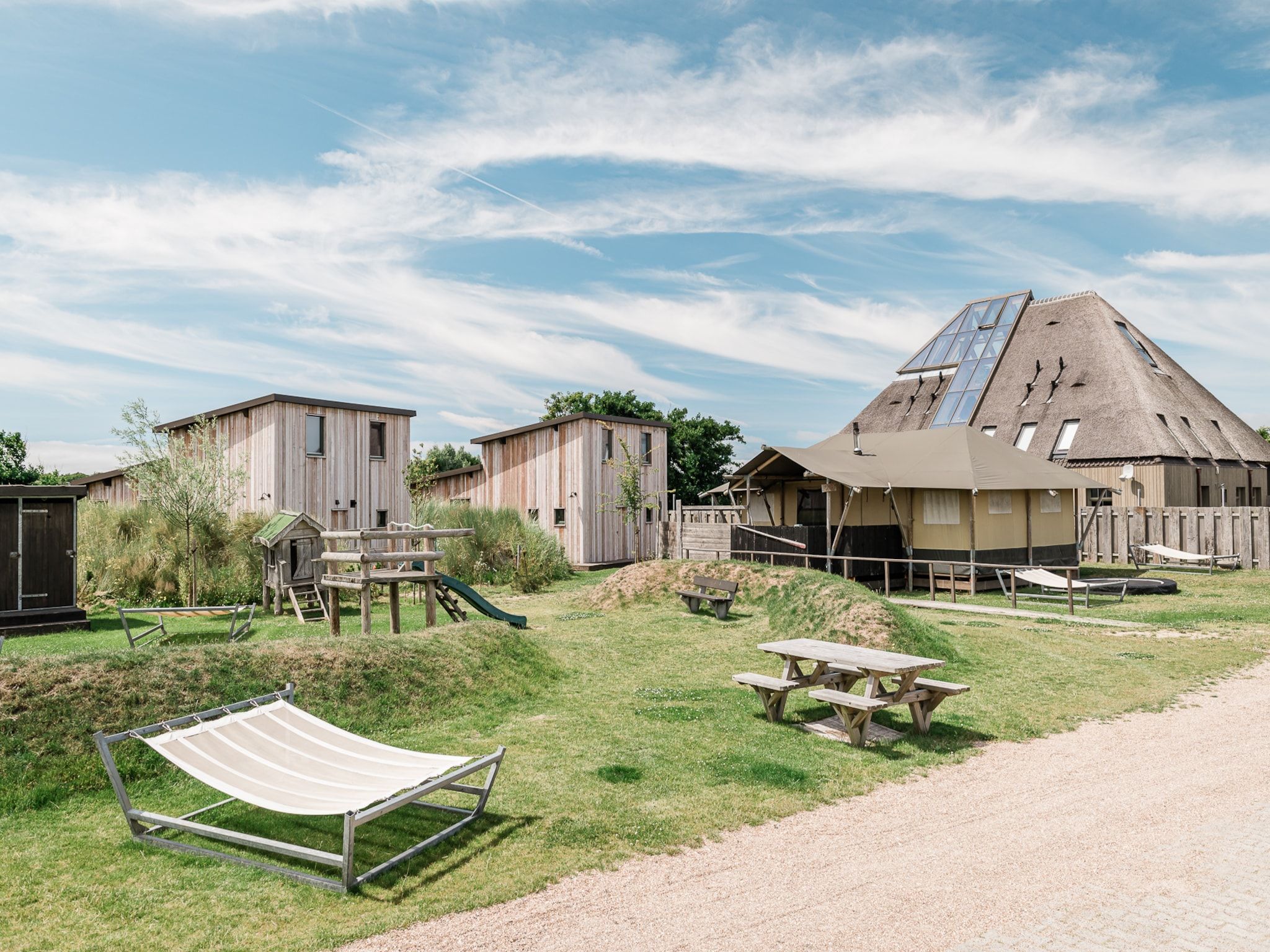 De buitenkant van Beach Lodge Luxe - Duynpark in Callantsoog