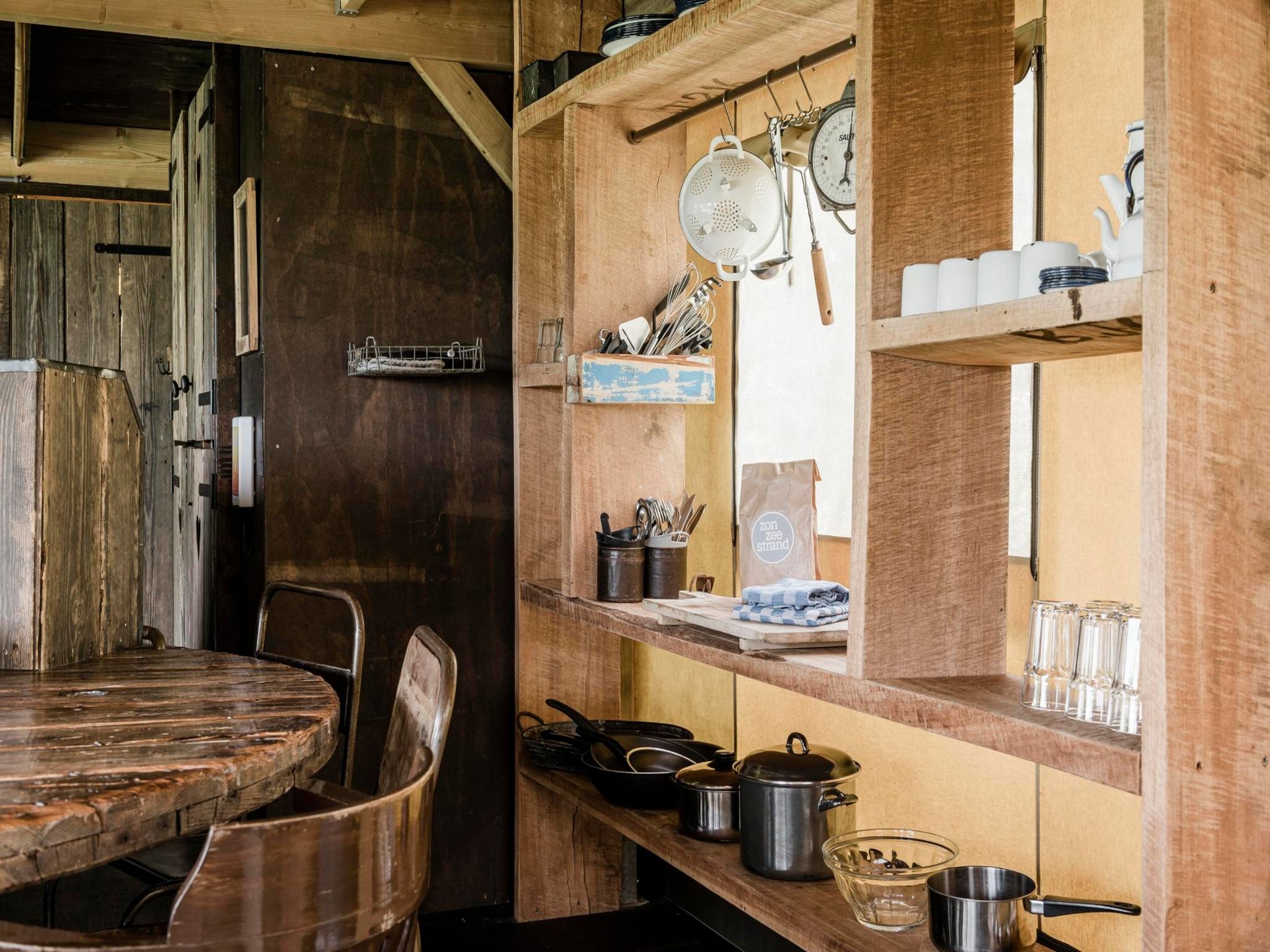 De keuken van Wood Lodge - Duynpark in Callantsoog
