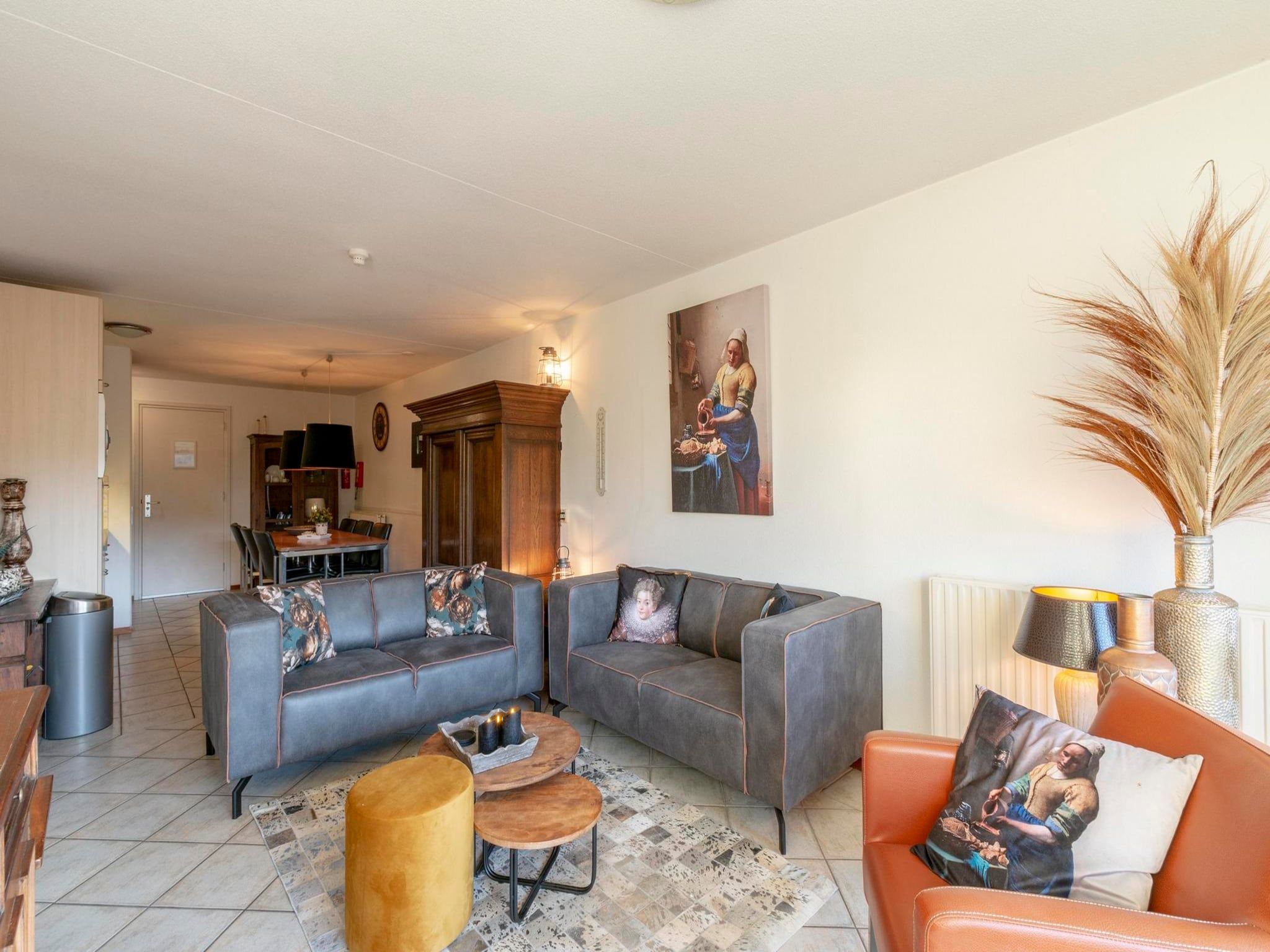De woonkamer van Wijde Blick 210 in Callantsoog