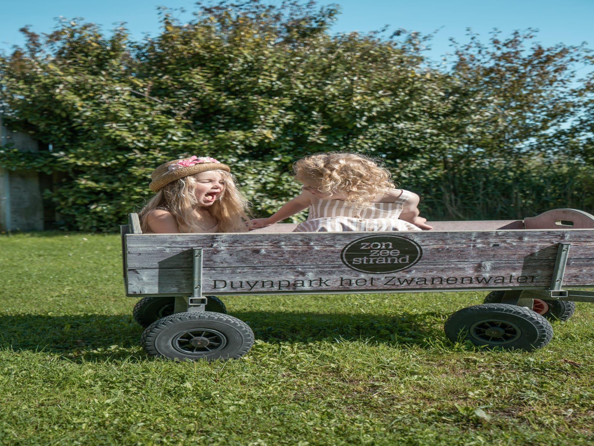 De tuin van Kidz Lodge in Callantsoog