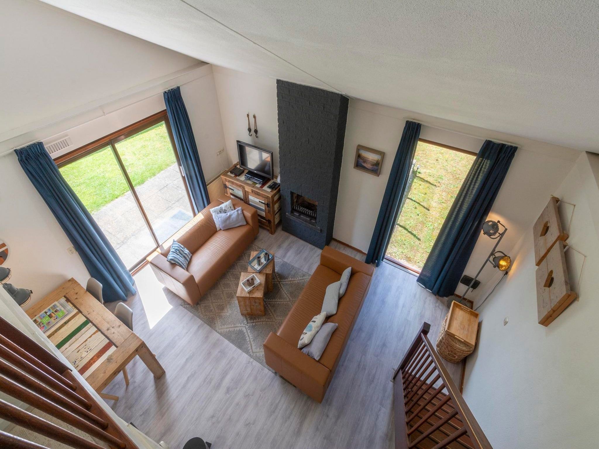 De woonkamer van Yperhof 66 in Julianadorp aan Zee