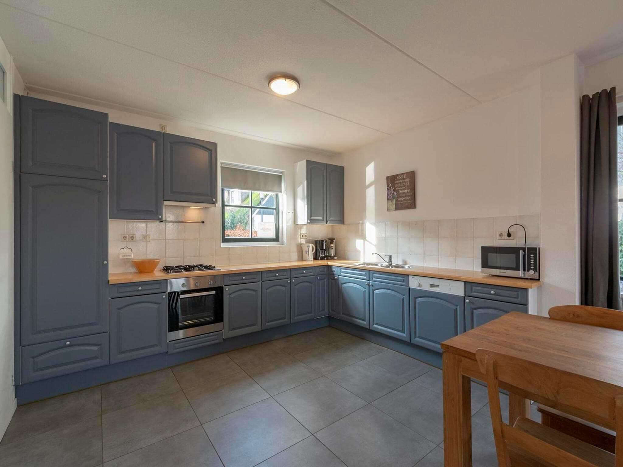 De keuken van De Buitenplaats 42 in Callantsoog