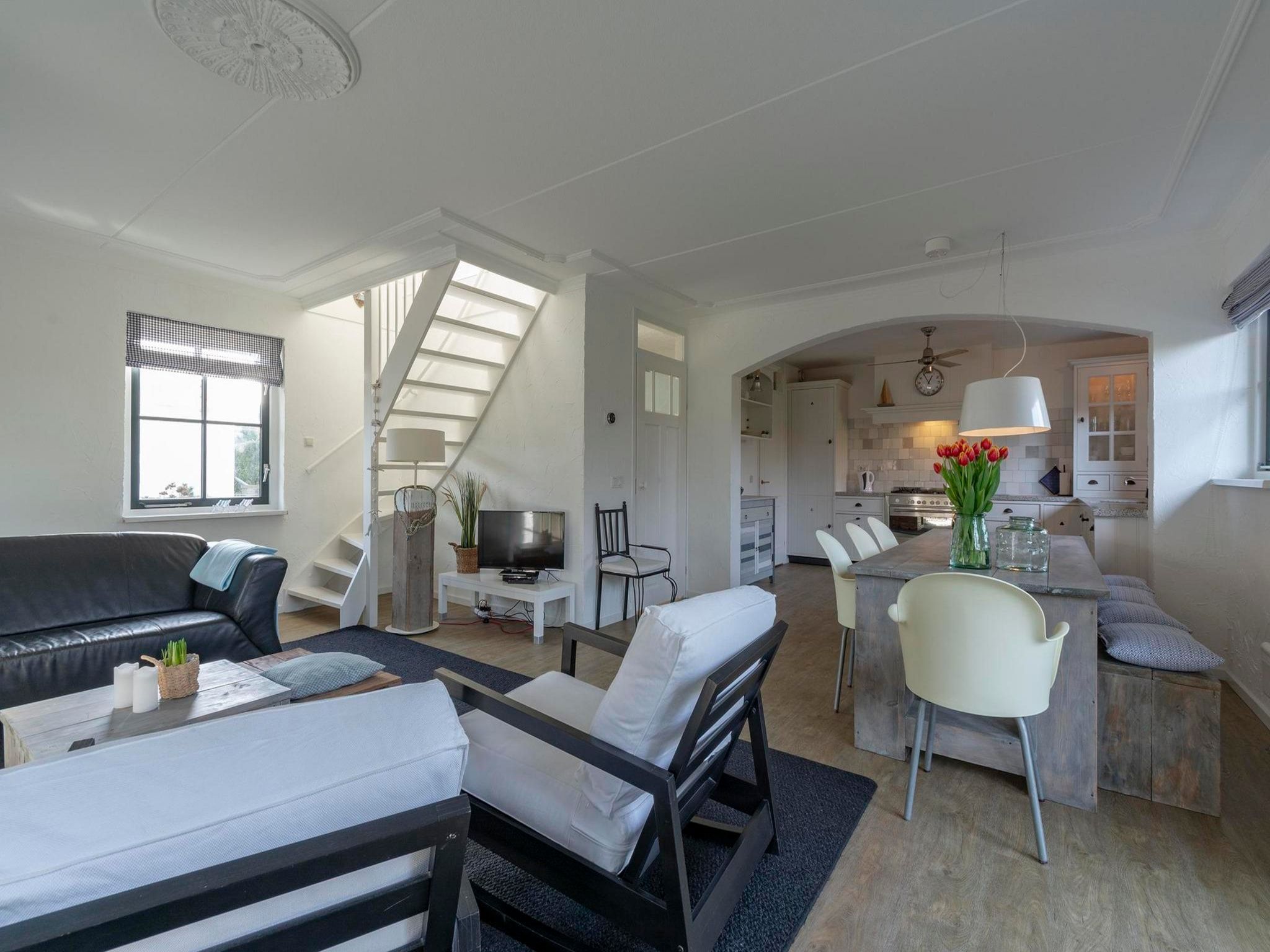 De woonkamer van De Buitenplaats 113 in Callantsoog