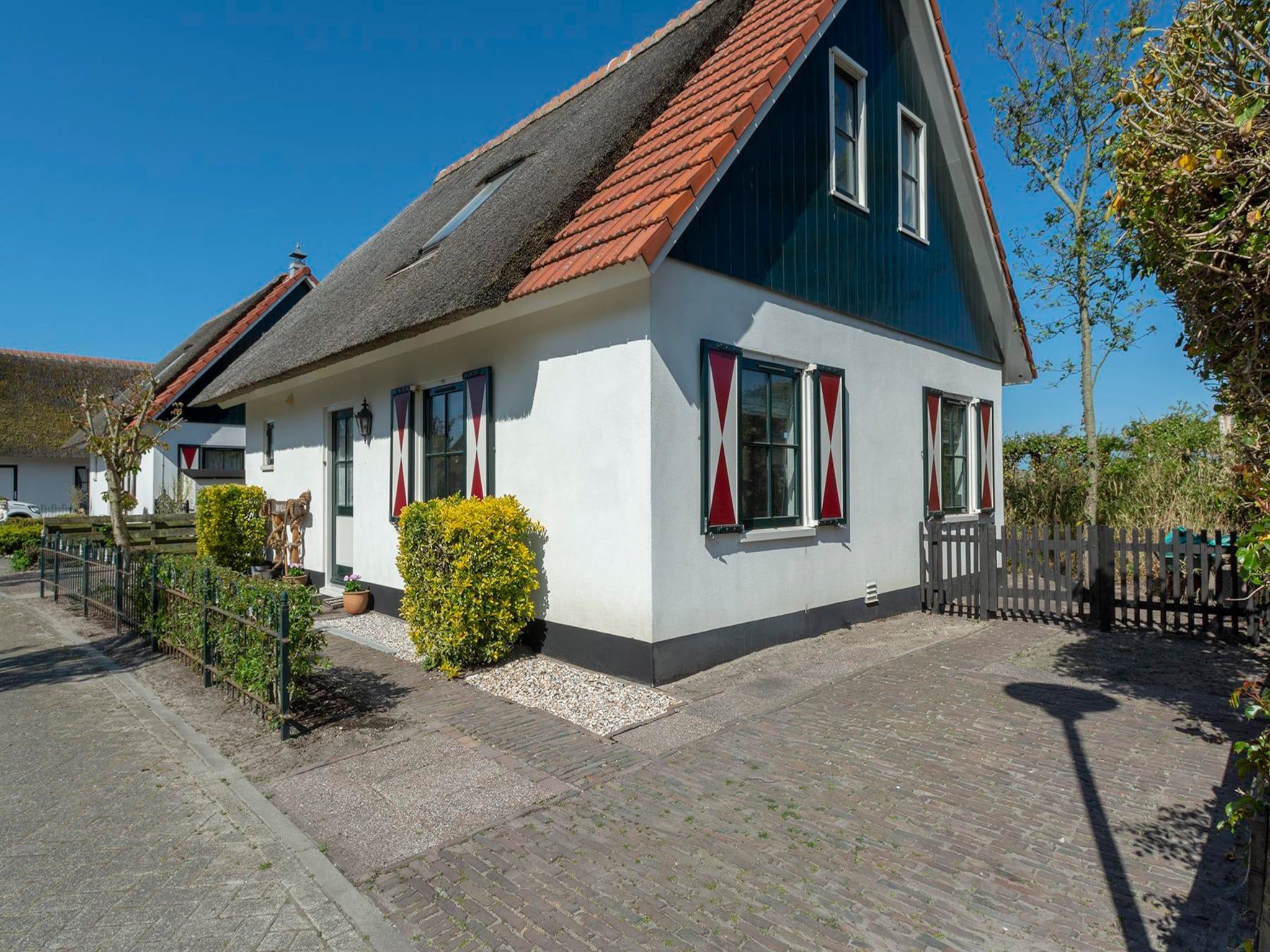 De buitenkant van De Buitenplaats 113 in Callantsoog