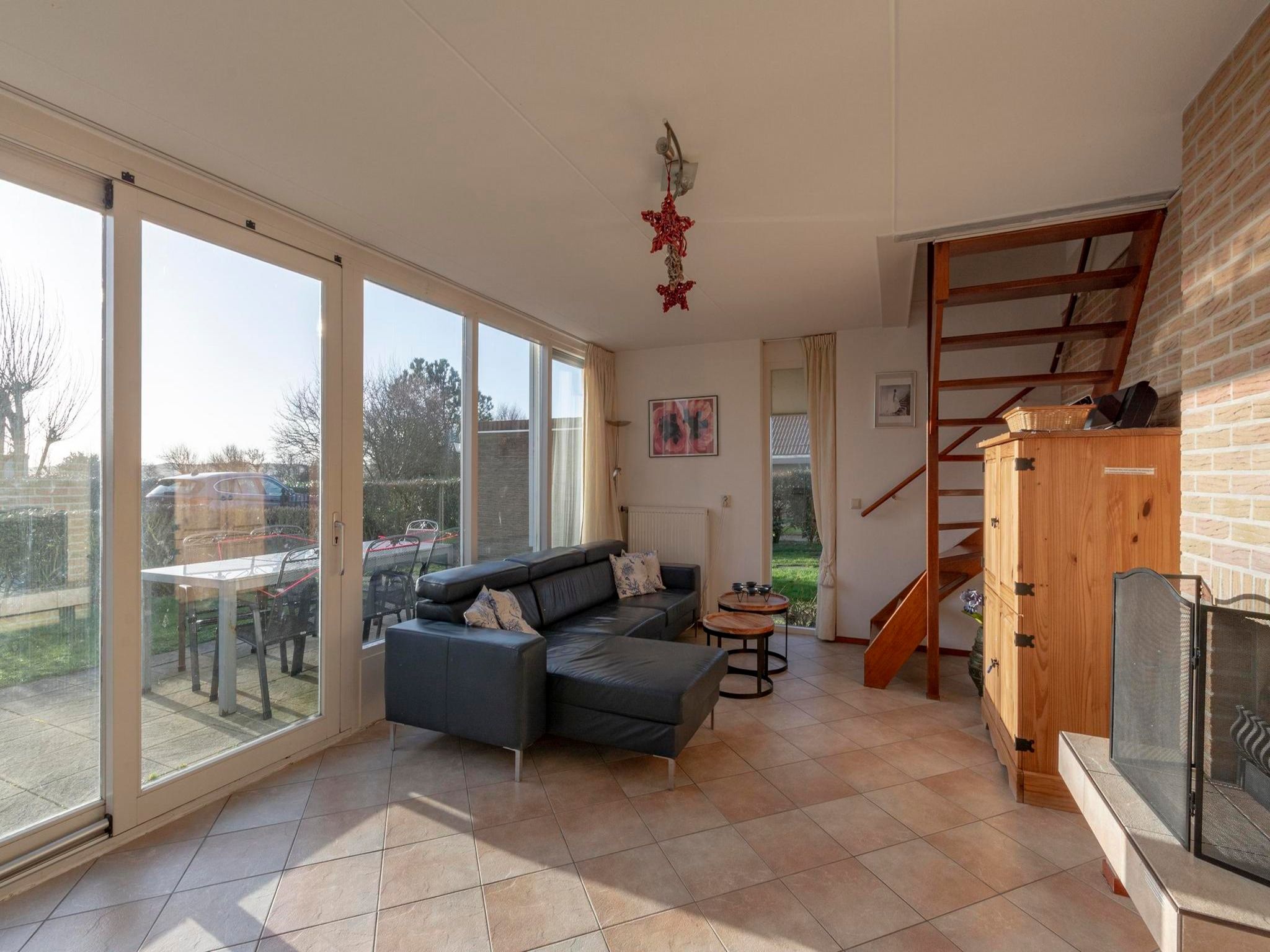 De woonkamer van Callantsogervaart 3-8 in Julianadorp aan Zee