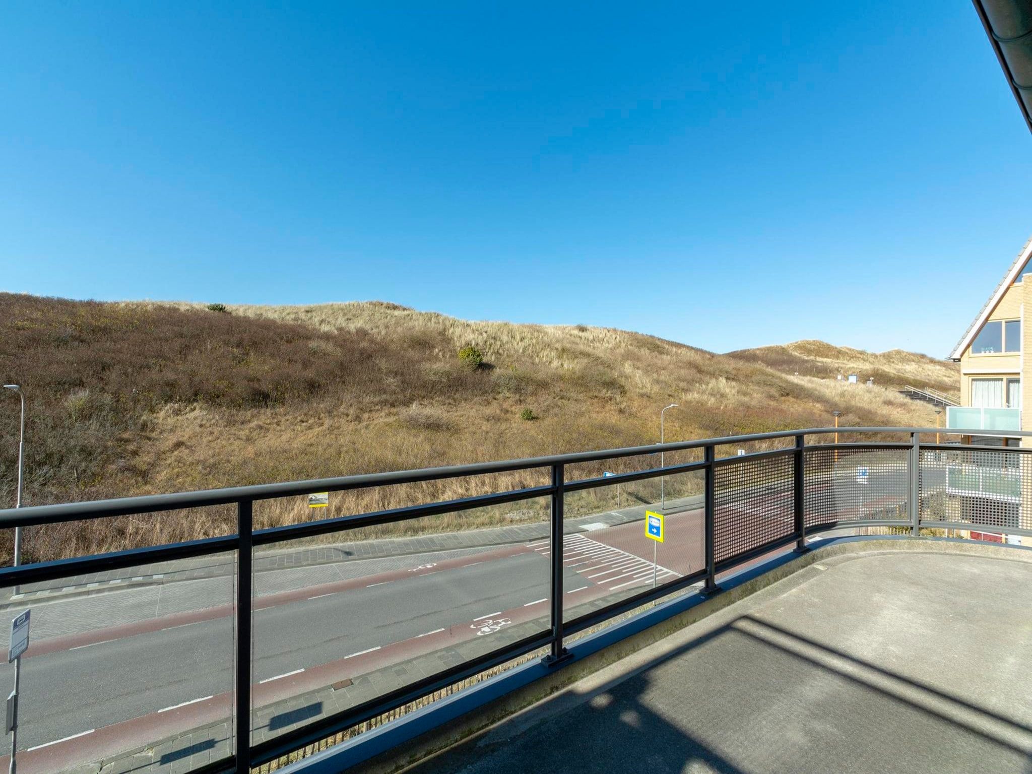 Het terras van Wijde Blick 212 in Callantsoog
