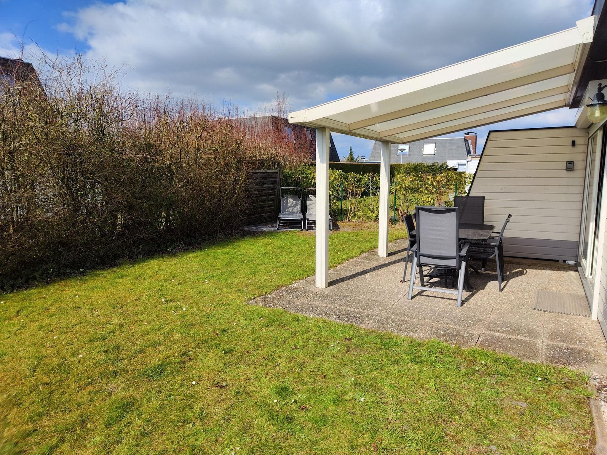 Het terras van Schoneveld 35 Zeester Breskens in Breskens