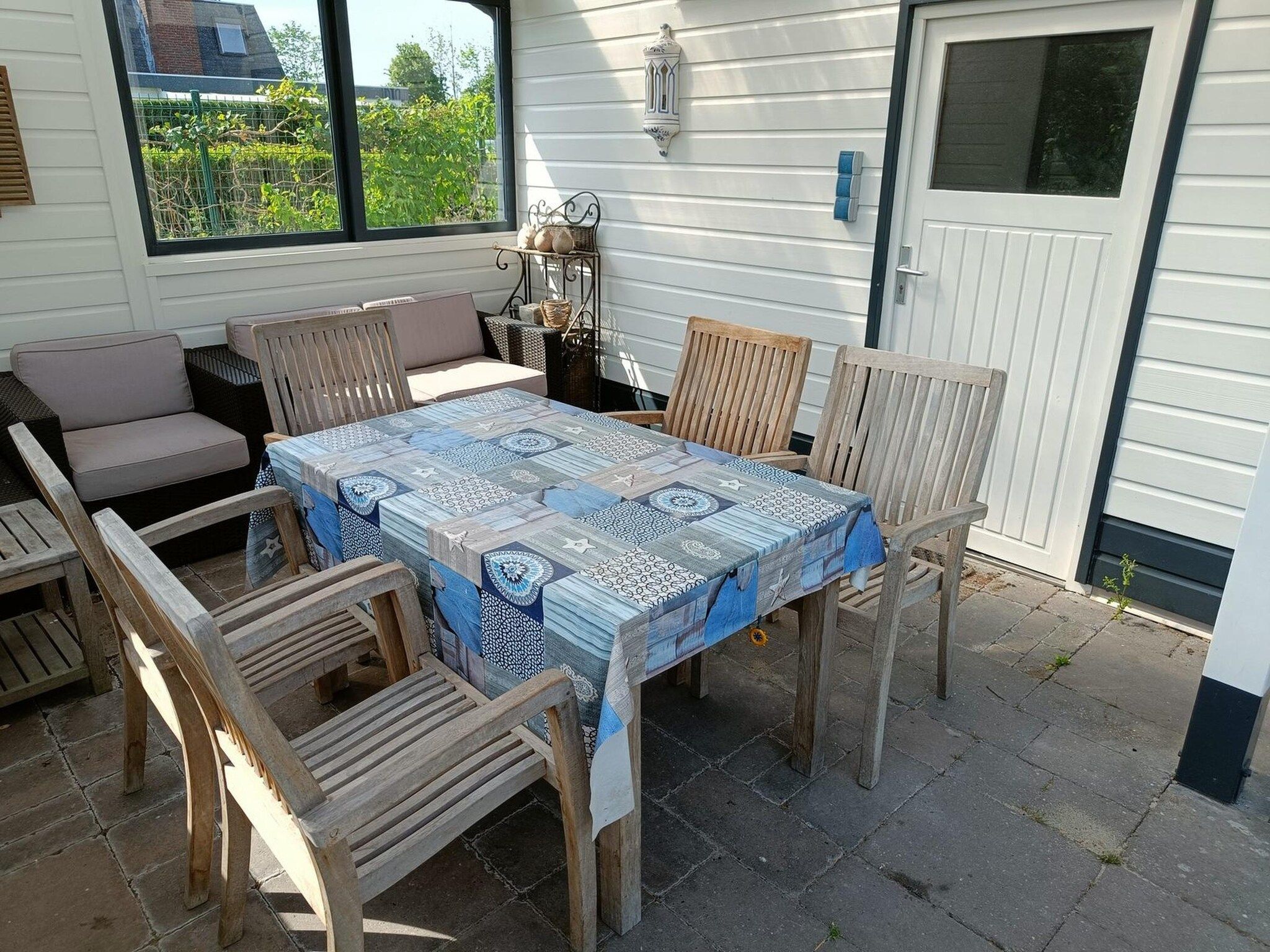 Het terras van Schoneveld 39 Zeester Breskens in Breskens