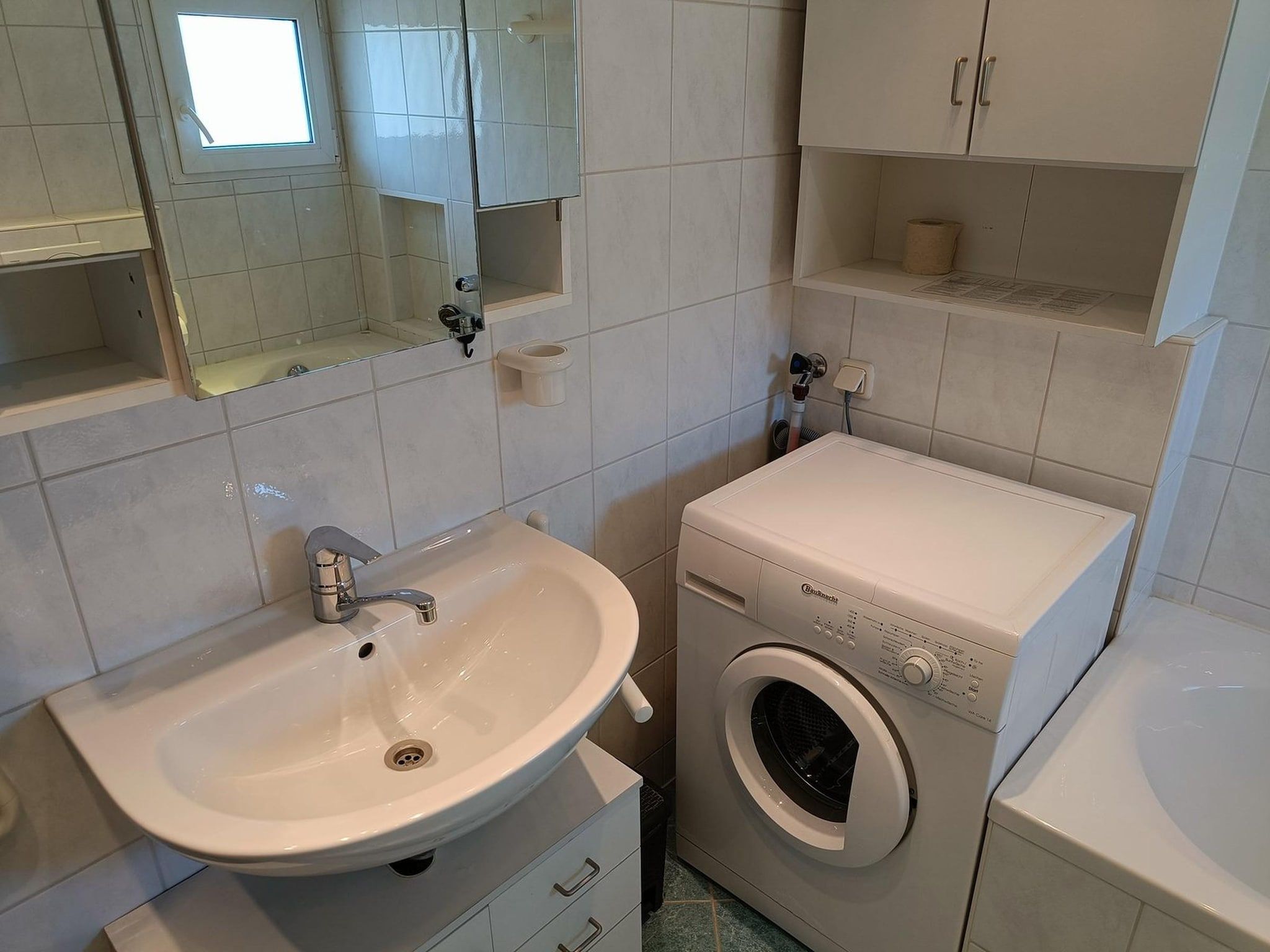 De badkamer van Schoneveld 39 Zeester Breskens in Breskens