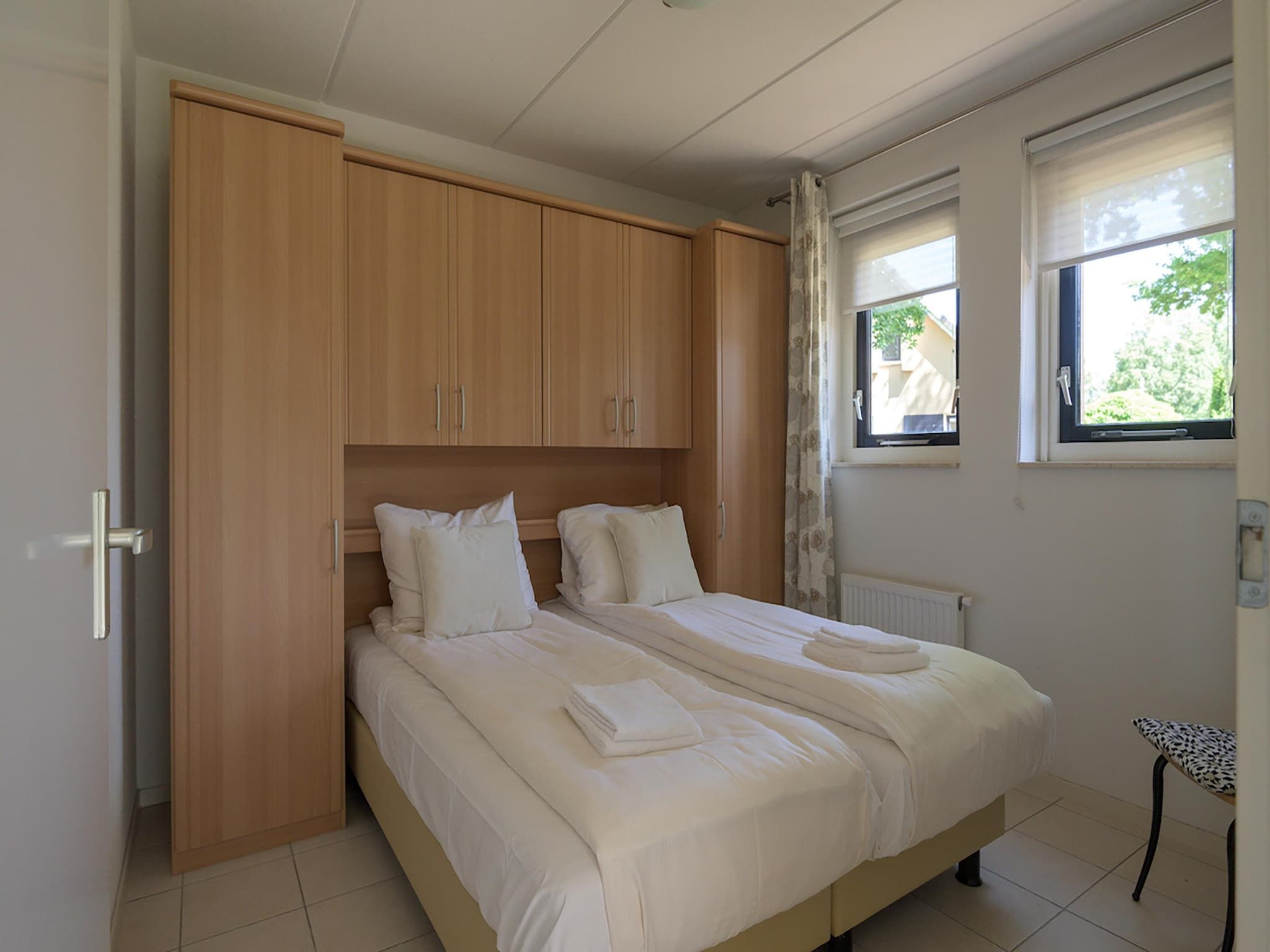 Een slaapkamer van 6-persoons bungalow 4 in Sondel