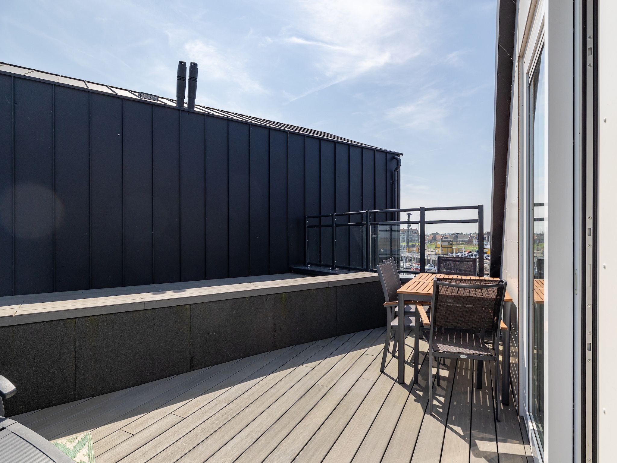 Het terras van Luxe appartement Vista Maris - Havenweg 8-40  Sint-Annaland Oosterschelde in Sint-Annaland