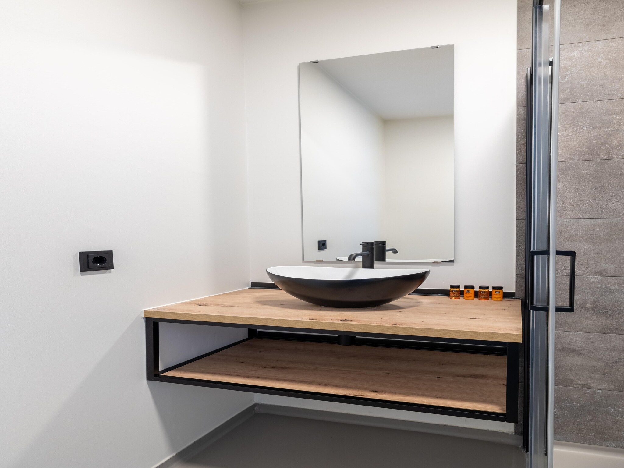 De badkamer van Luxe appartement Vista Maris - Havenweg 8-46  Sint-Annaland Oosterschelde in Sint-Annaland