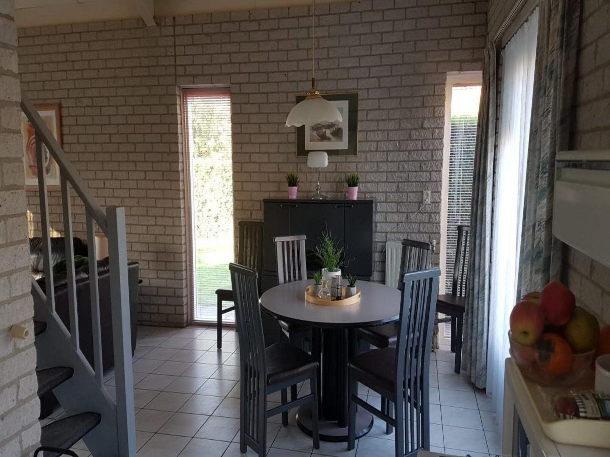 De eetkamer van Schoneveld 353 Strandparel Breskens in Breskens
