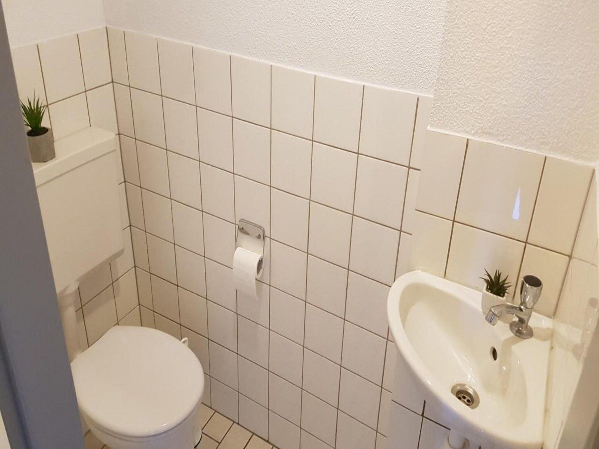 De badkamer van Schoneveld 353 Strandparel Breskens in Breskens