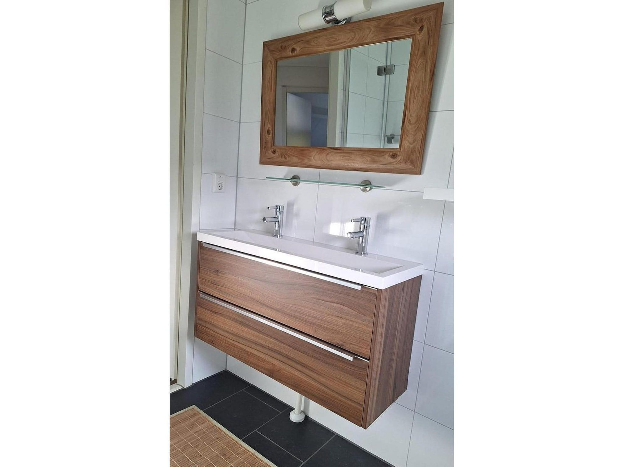 De badkamer van Scheldeveste 210 Zwin Breskens in Breskens