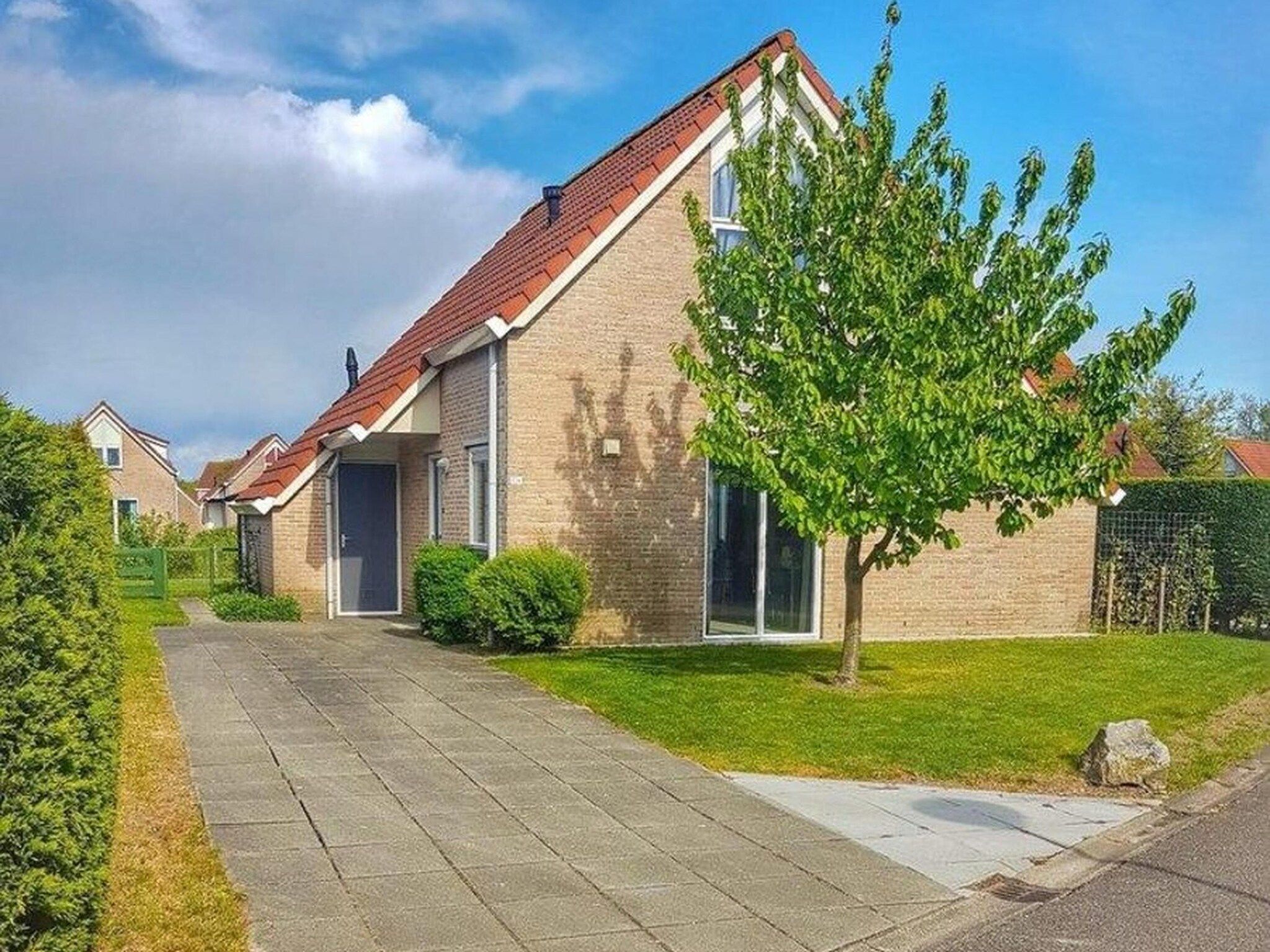 De buitenkant van Scheldeveste 228 Zwin Breskens in Breskens