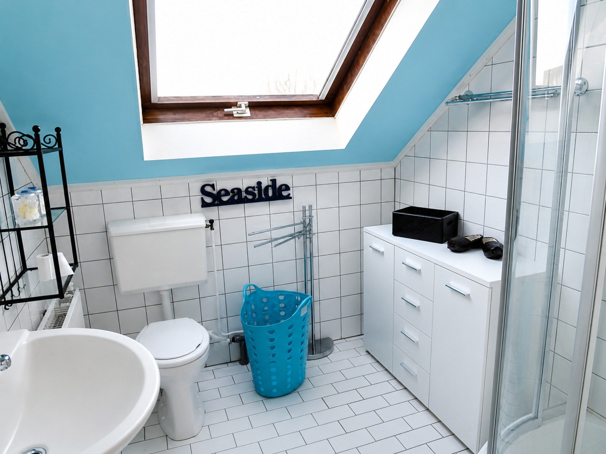 De badkamer van Fort Soleil 29 Zeezwaluw Breskens in Breskens