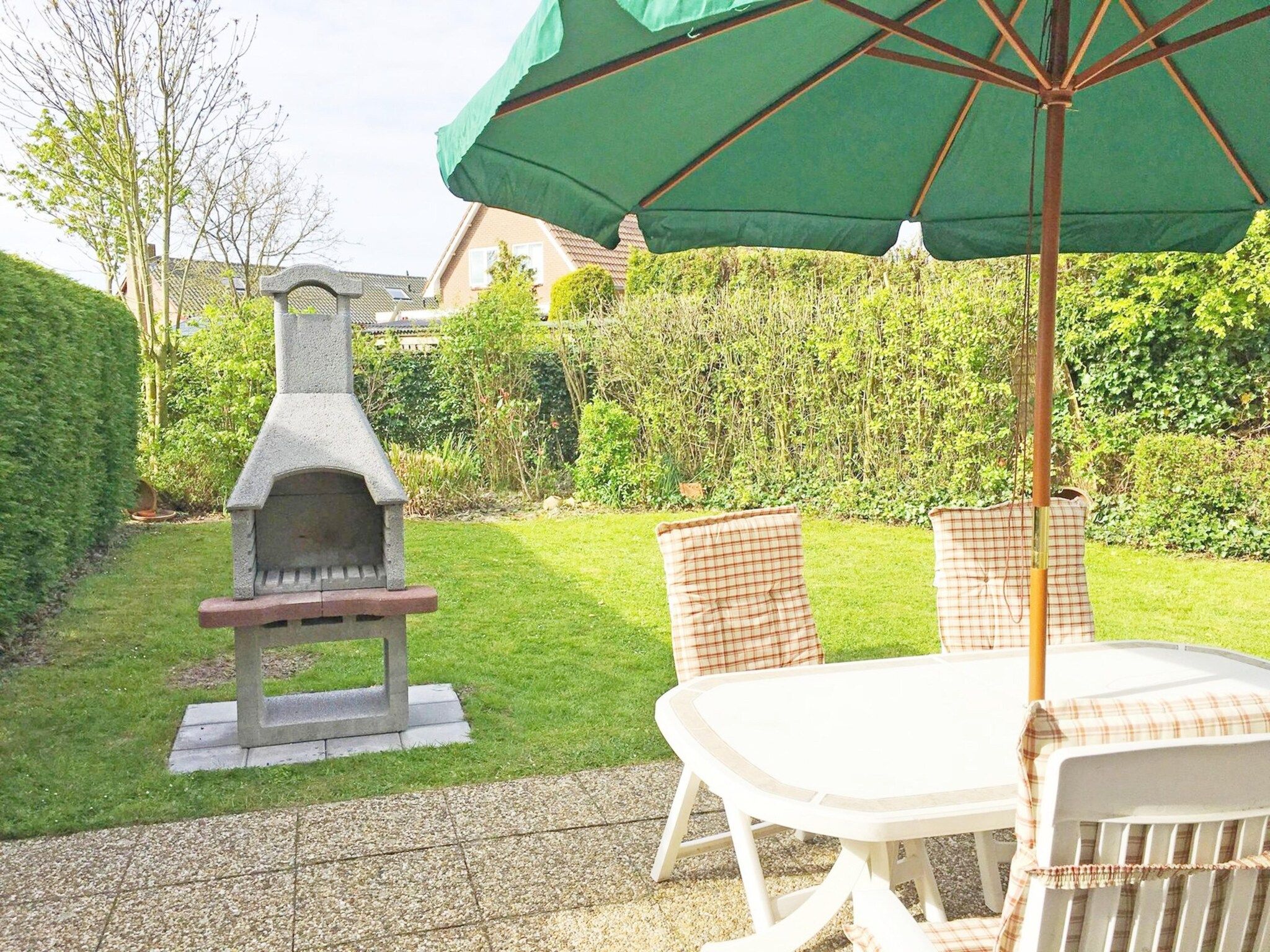 Het terras van Fort Soleil 29 Zeezwaluw Breskens in Breskens