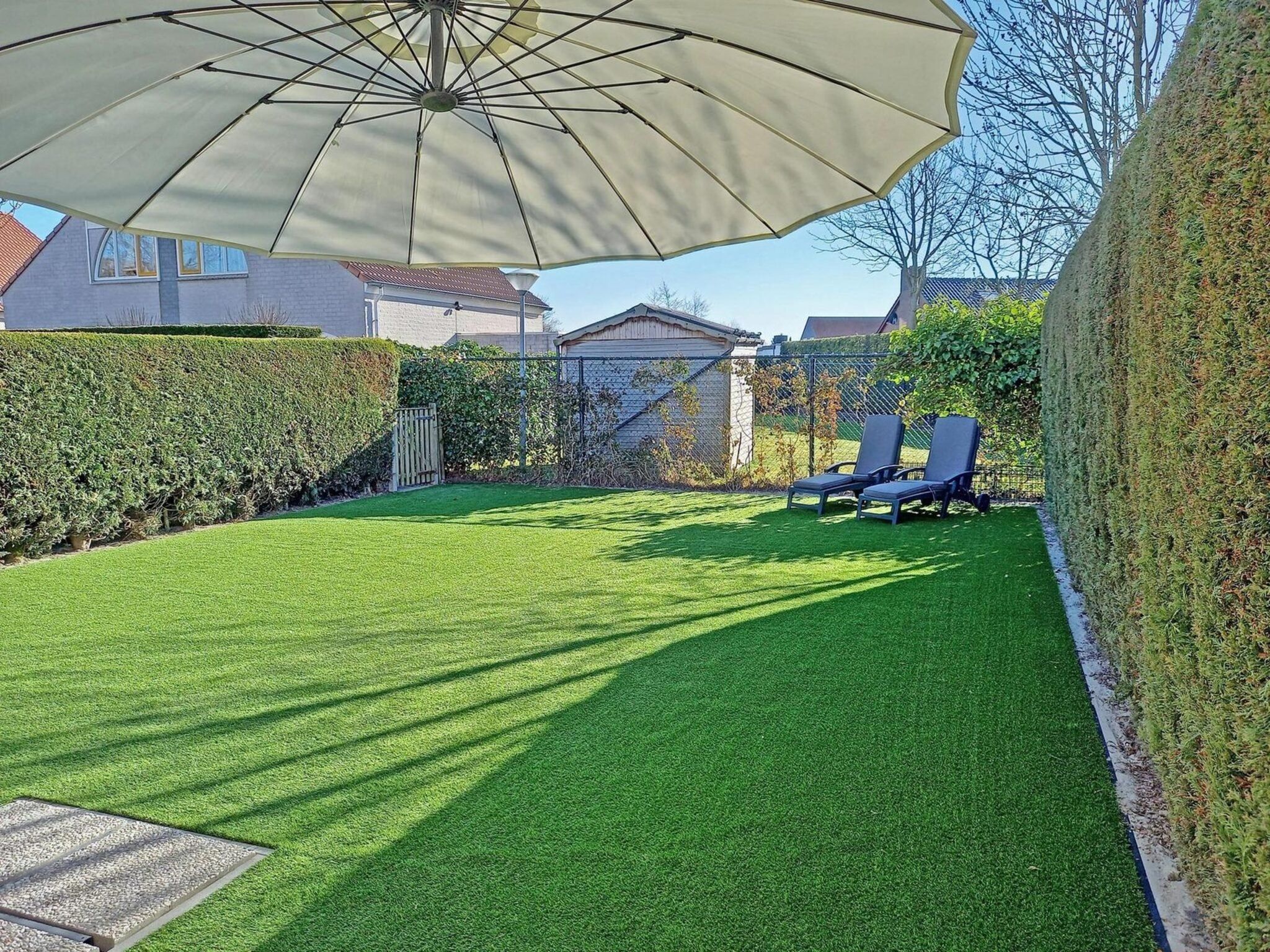 De tuin van Fort Soleil 30 Zeezwaluw Breskens in Breskens