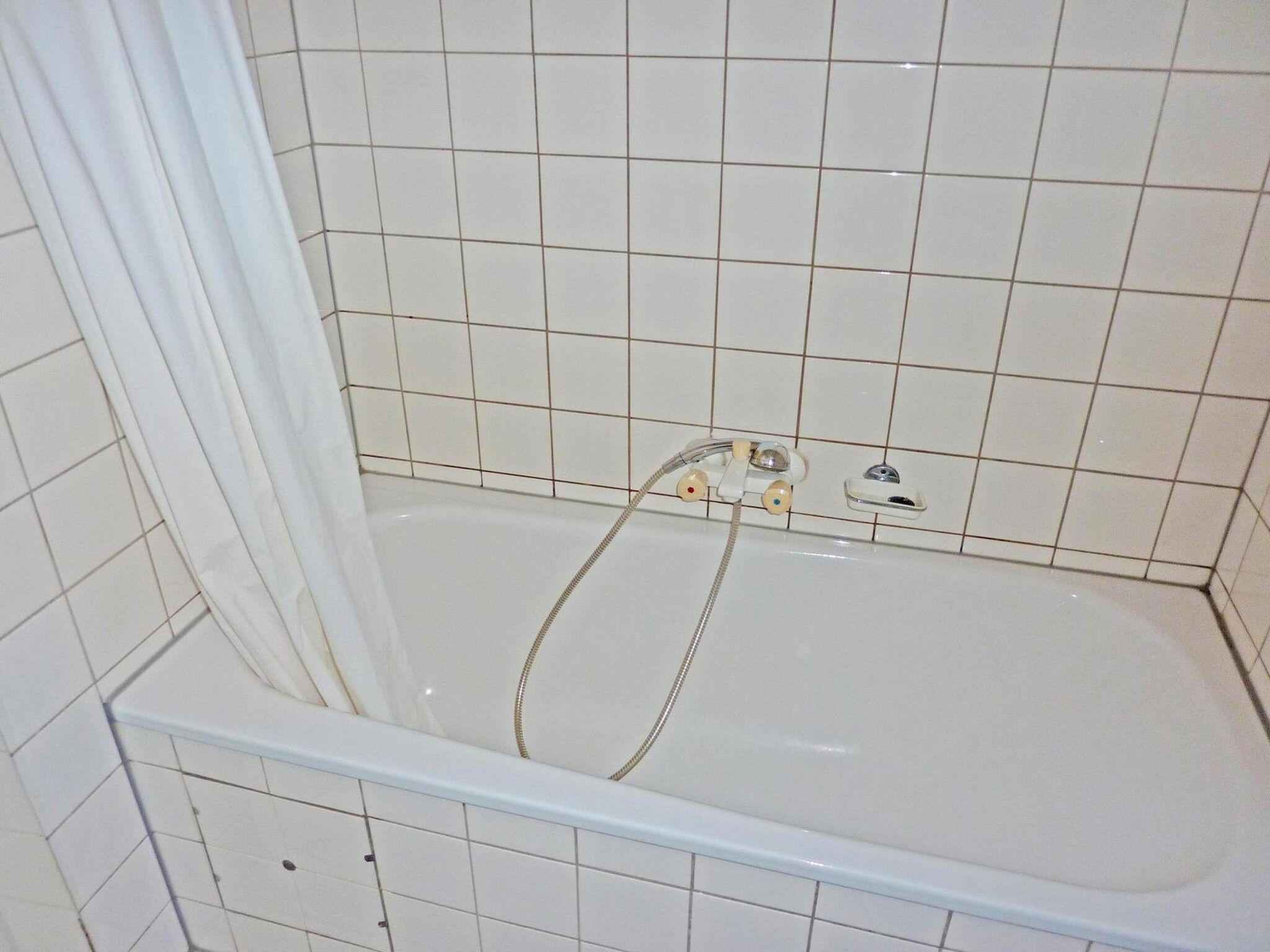 De badkamer van Schoneveld 371 Strandparel Breskens in Breskens