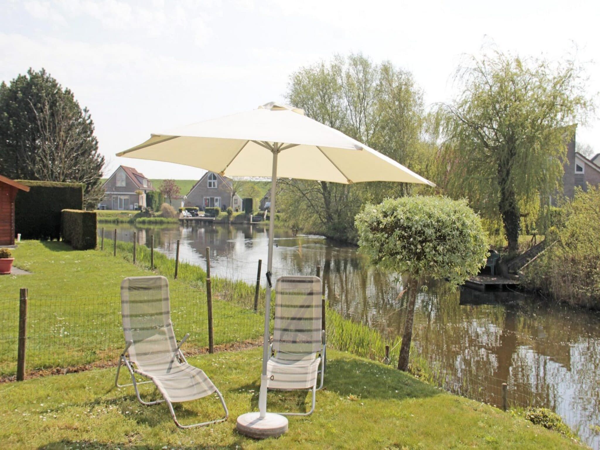Het terras van Scheldeveste 12 Zwin Breskens in Breskens