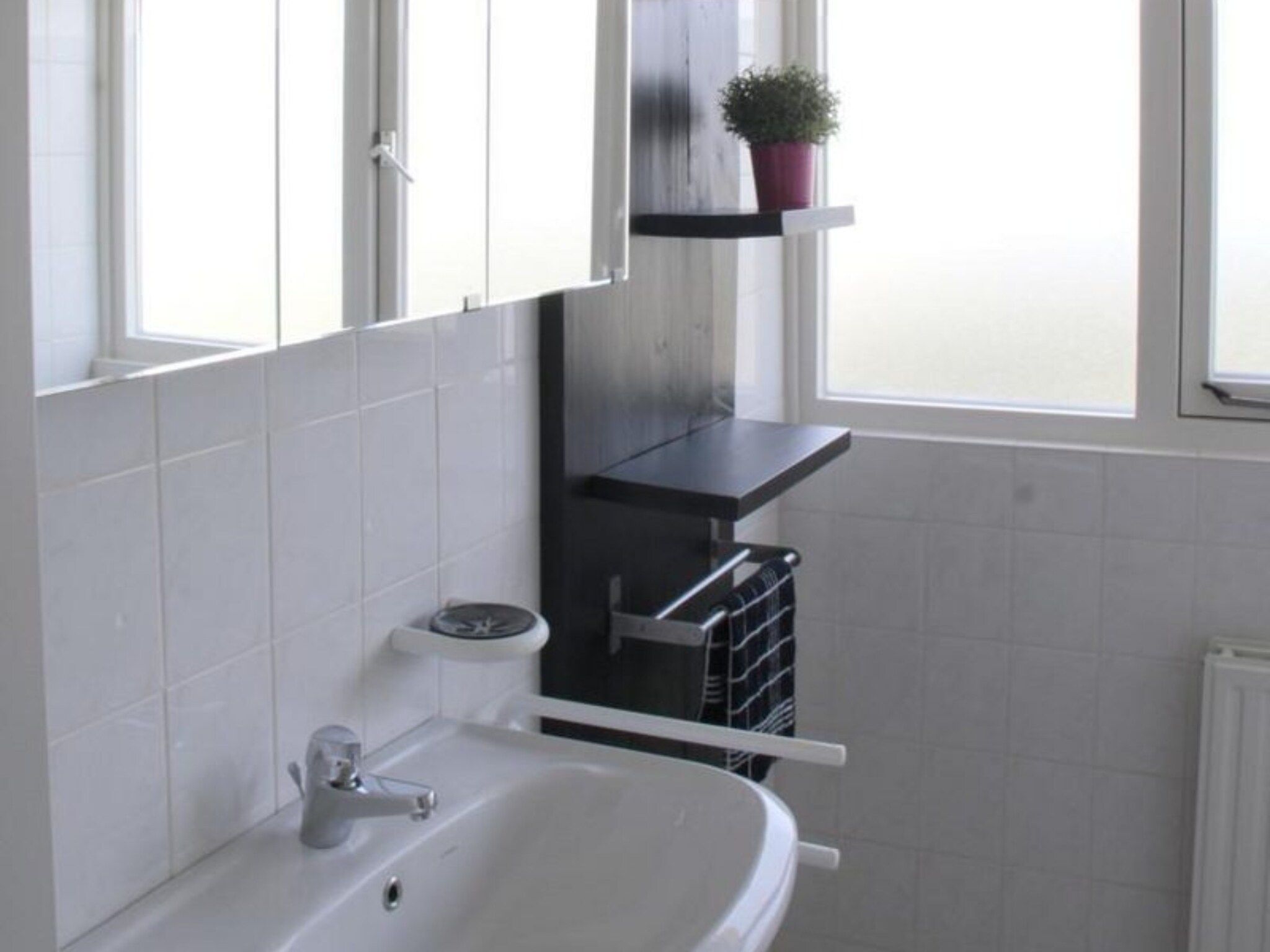 De badkamer van Scheldeveste 14 Zwin Breskens in Breskens