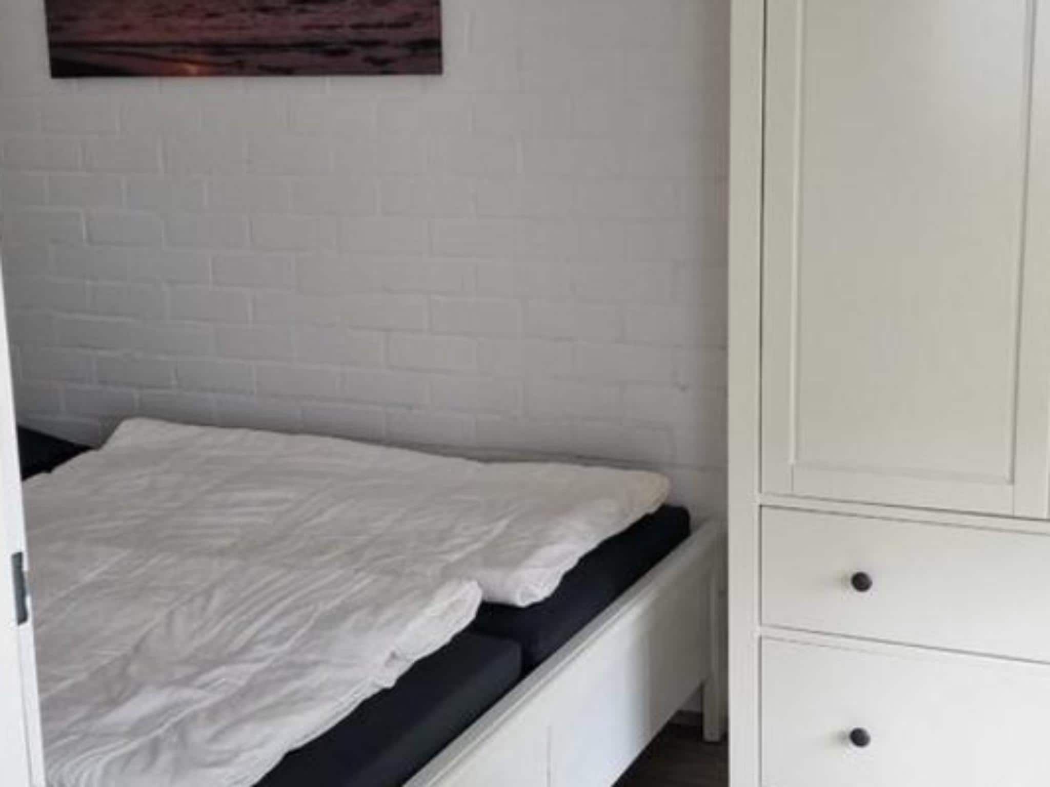 Een slaapkamer van Schoneveld 157 Duinroos Breskens in Breskens