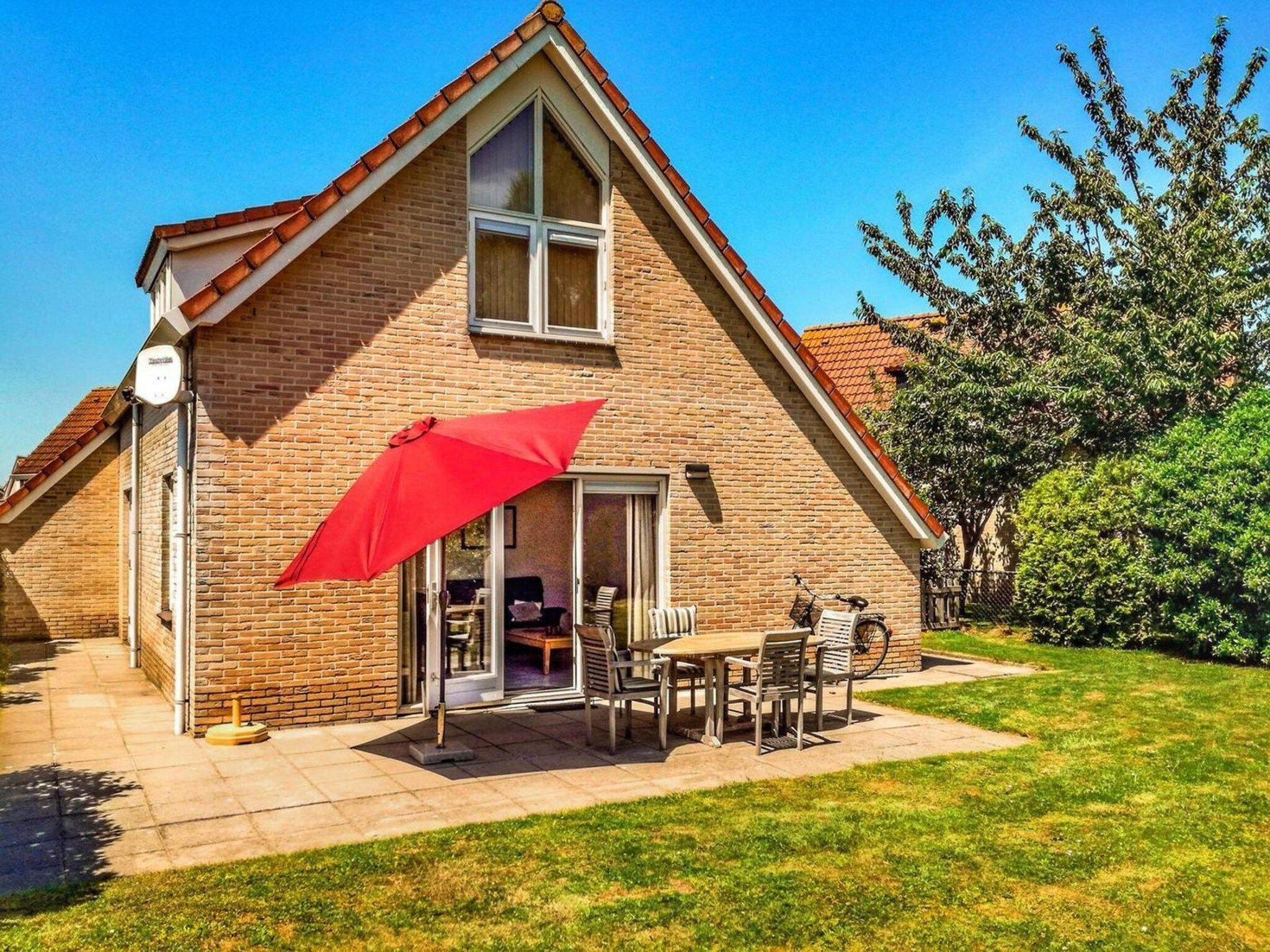 Het terras van Scheldeveste 52 Zwin Breskens in Breskens