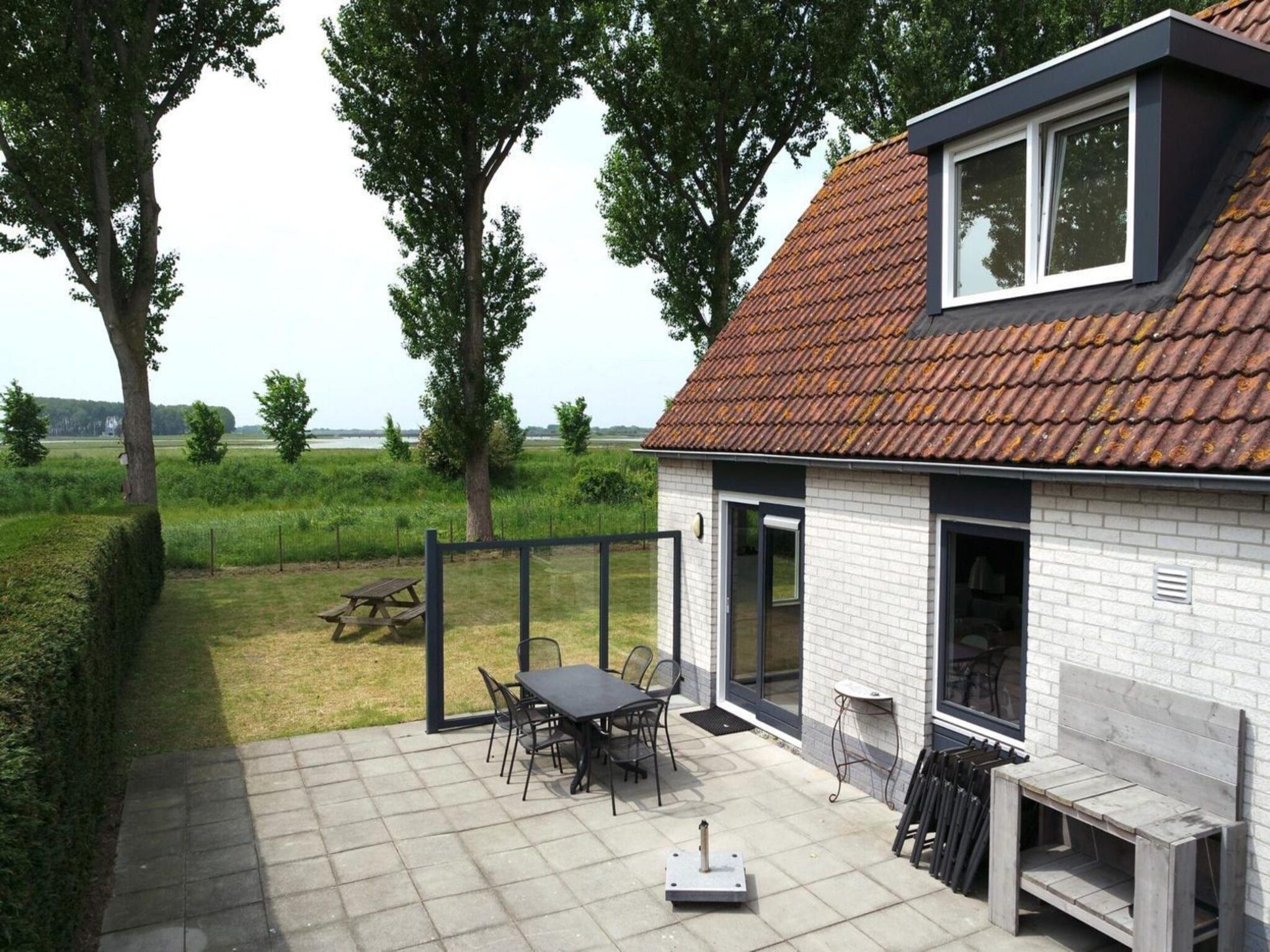 Het terras van Schoneveld 184 Stern Breskens in Breskens