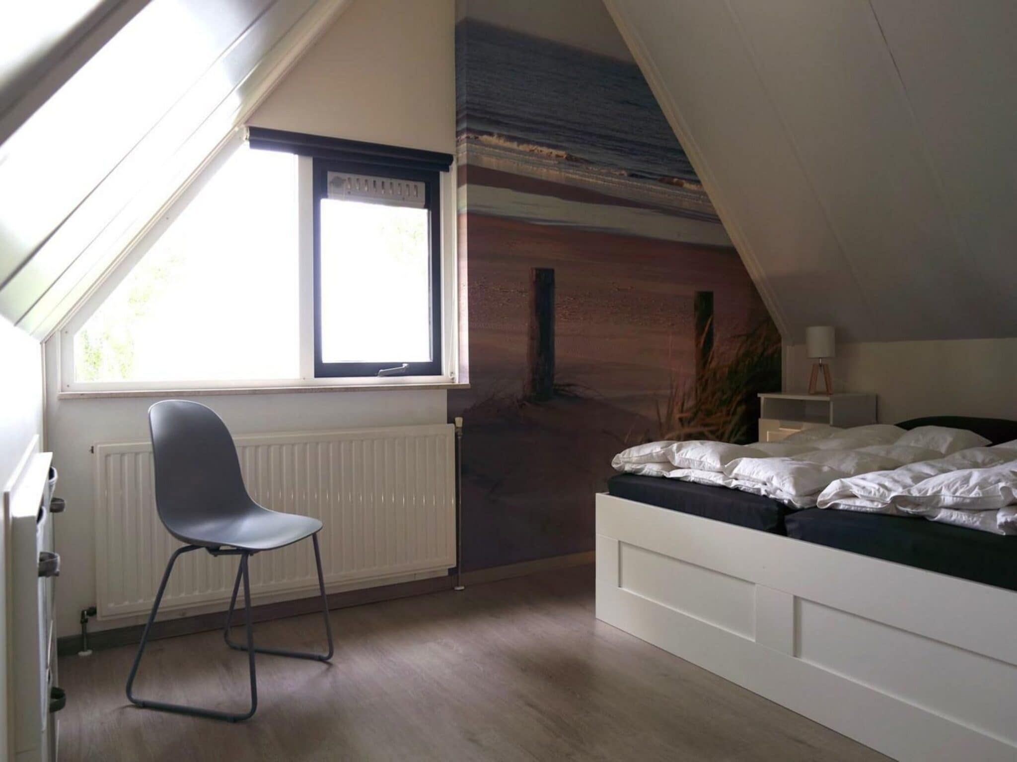 Een slaapkamer van Schoneveld 184 Stern Breskens in Breskens