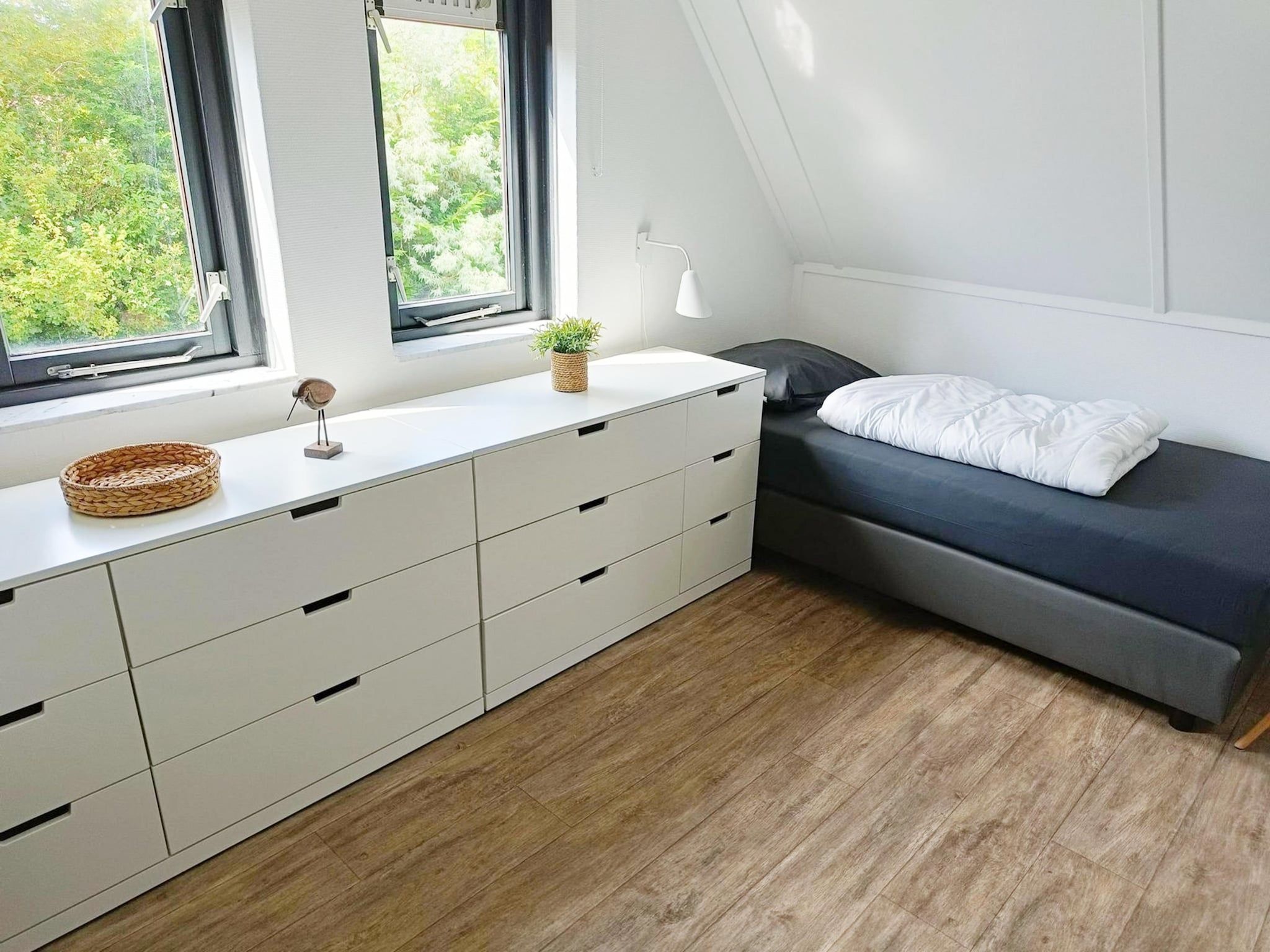 Een slaapkamer van Schoneveld 124 Zeemeeuw Breskens in Breskens