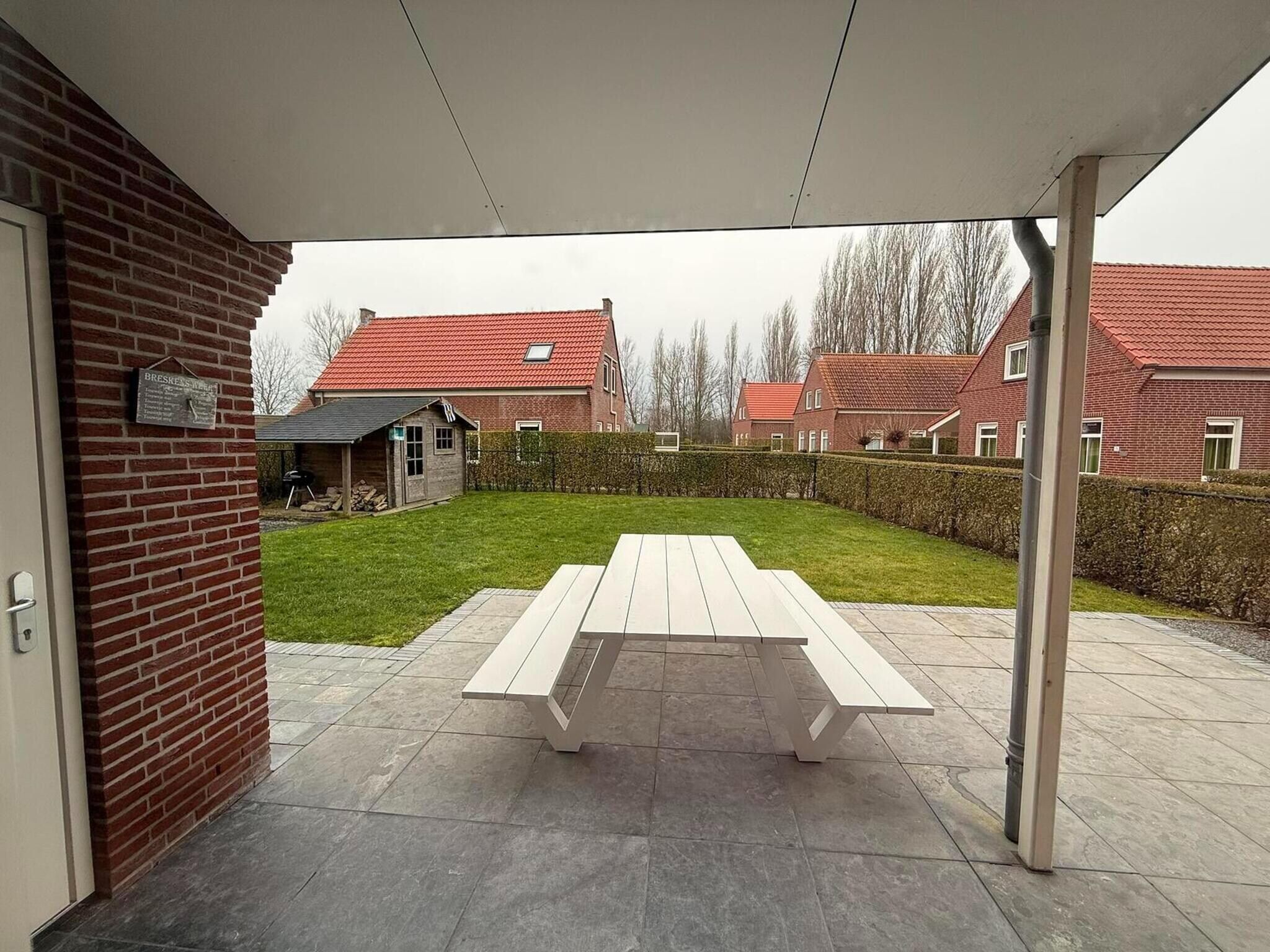 Het terras van Landgoed de Lente 40 Sneeuwklokje Breskens in Breskens