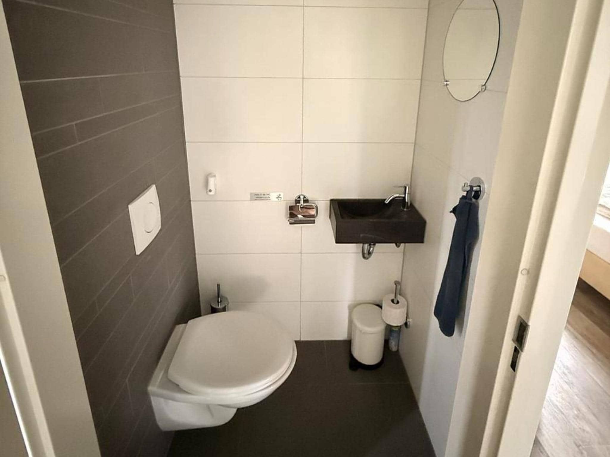 De badkamer van Landgoed de Lente 40 Sneeuwklokje Breskens in Breskens