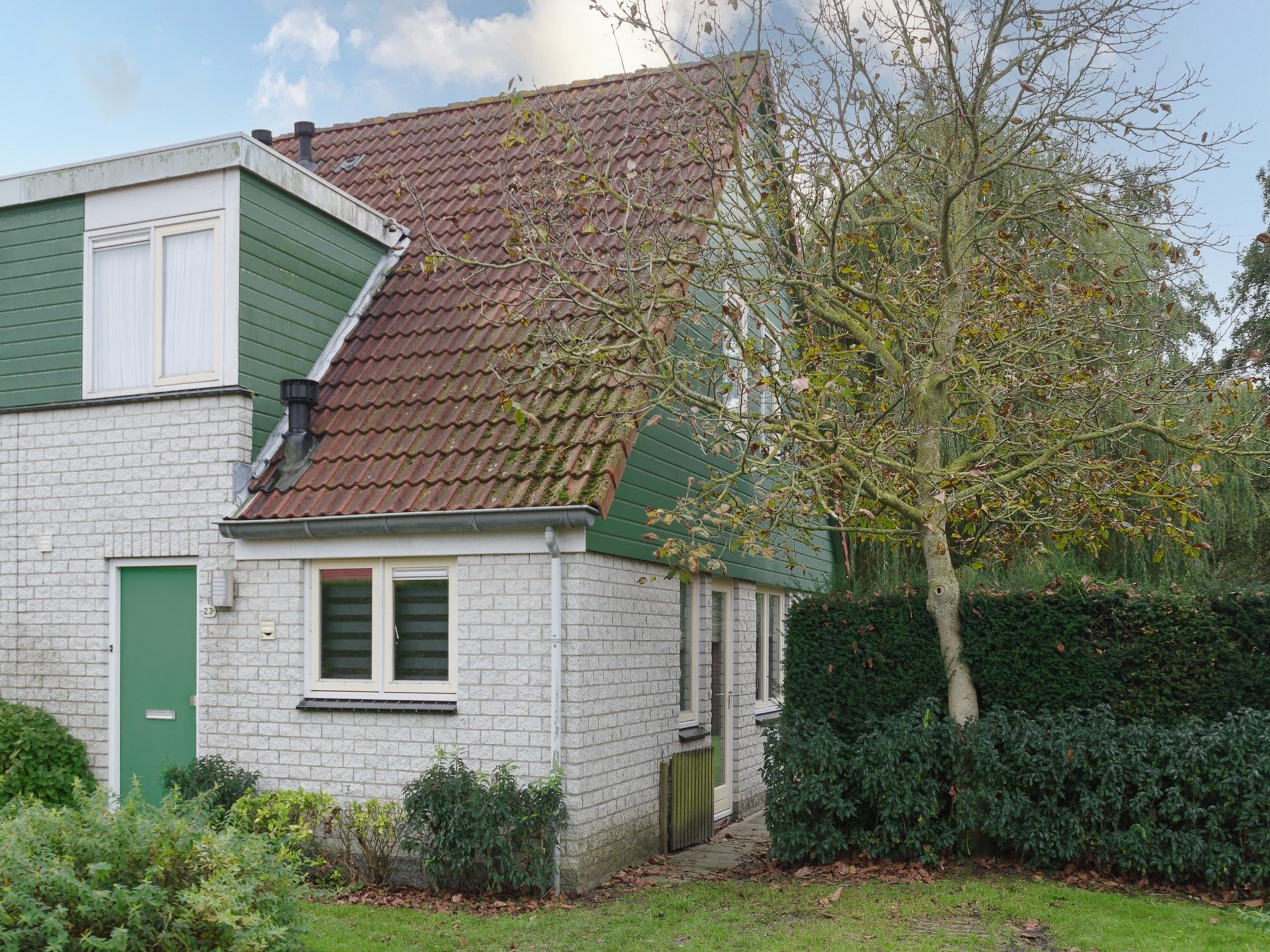 De buitenkant van Villapark De Oesterbaai 23 in Wemeldinge