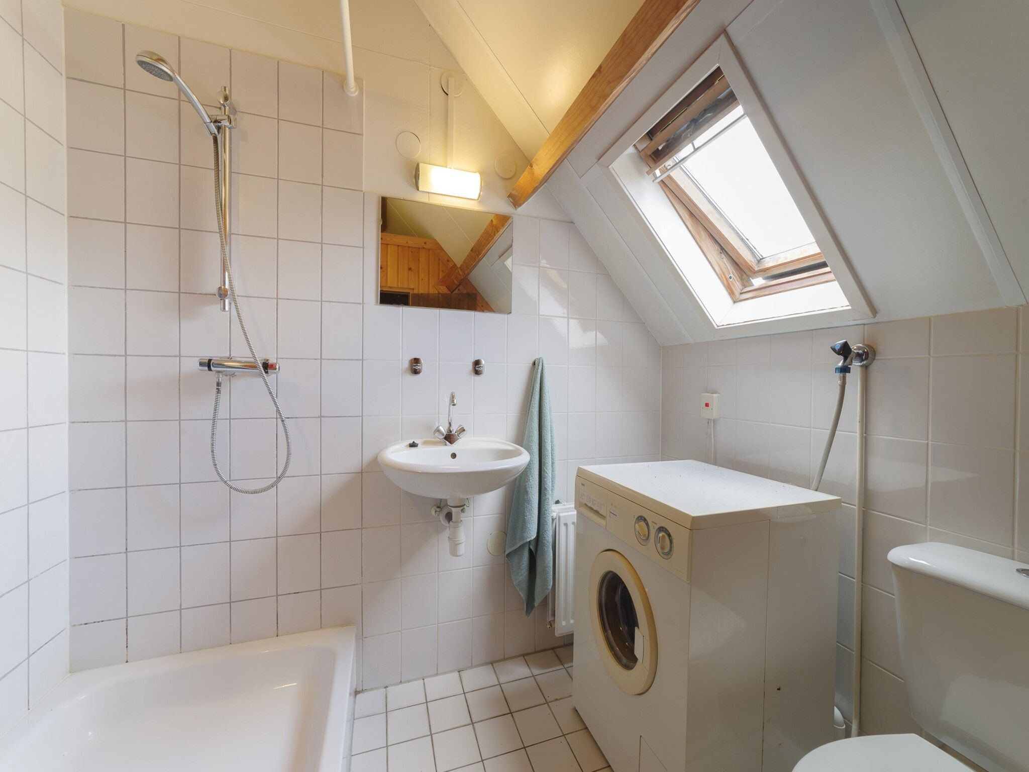 De badkamer van Villapark De Oesterbaai 123 in Wemeldinge