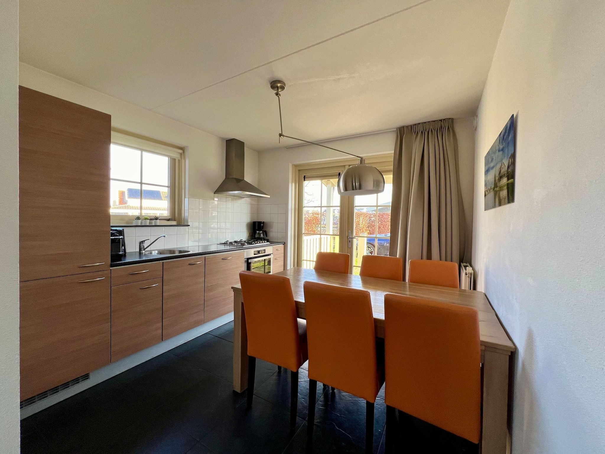 De woonkamer van 233 in Simonshaven