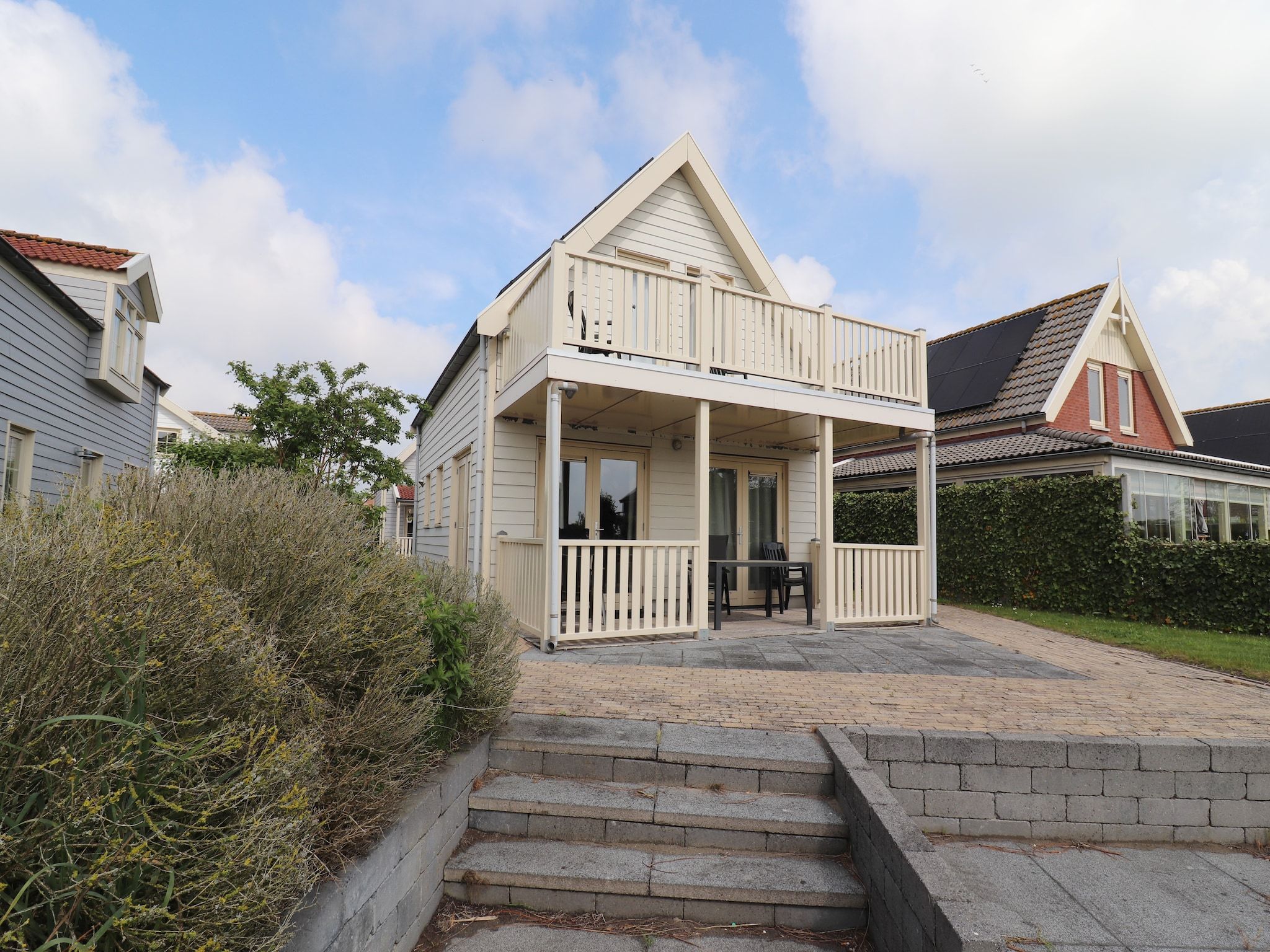De buitenkant van Villapark Zuytland Buiten 336 in Simonshaven
