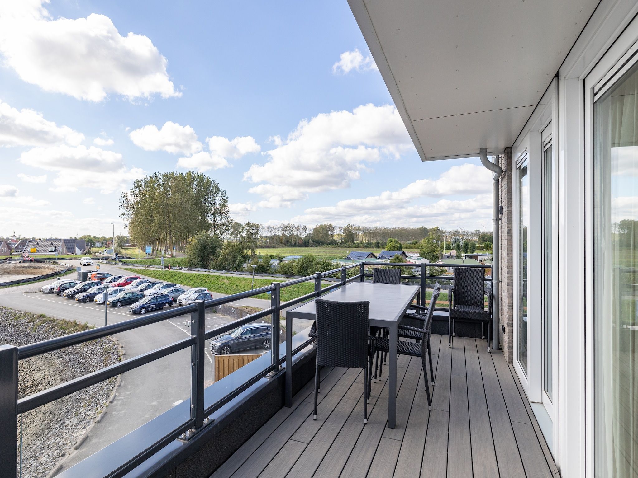 Het terras van Appartement Vista Maris - Havenweg 8-52  Sint-Annaland Oosterschelde in Sint-Annaland