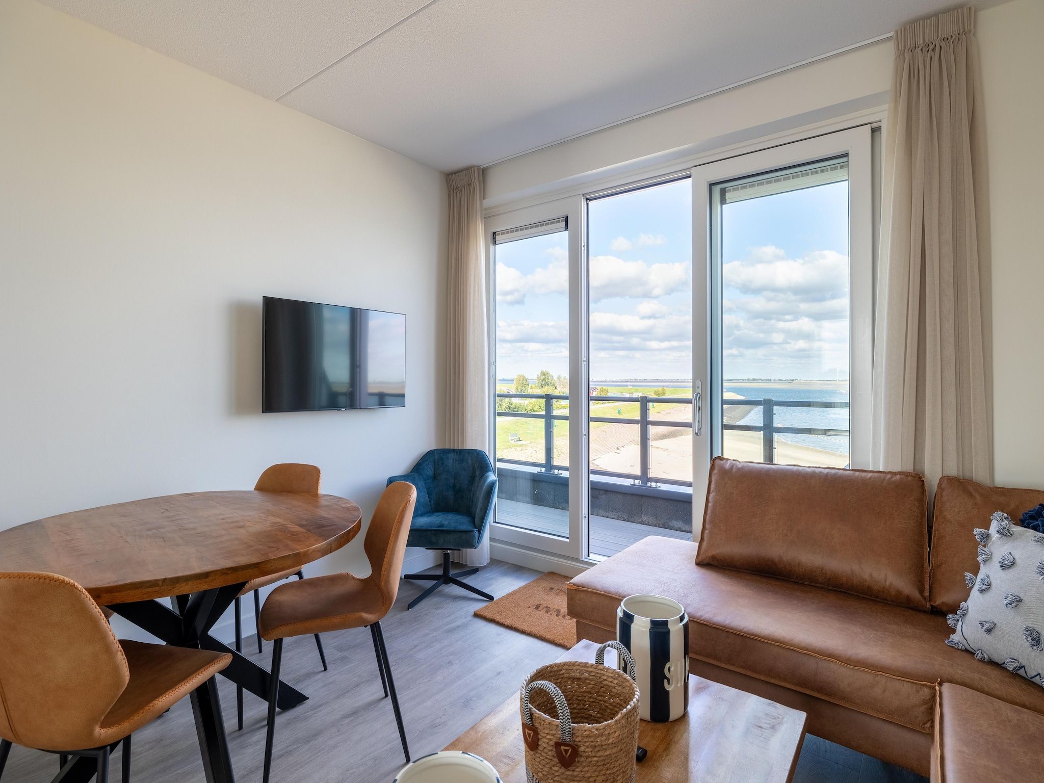 De woonkamer van Appartement Vista Maris - Havenweg 8-52  Sint-Annaland Oosterschelde in Sint-Annaland