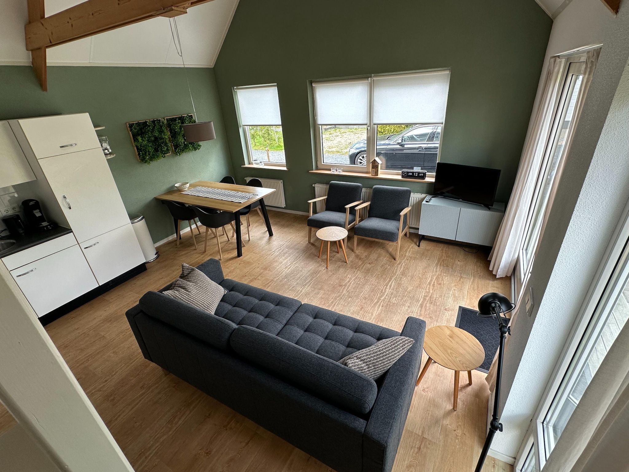 De woonkamer van VT 145 in Tzummarum