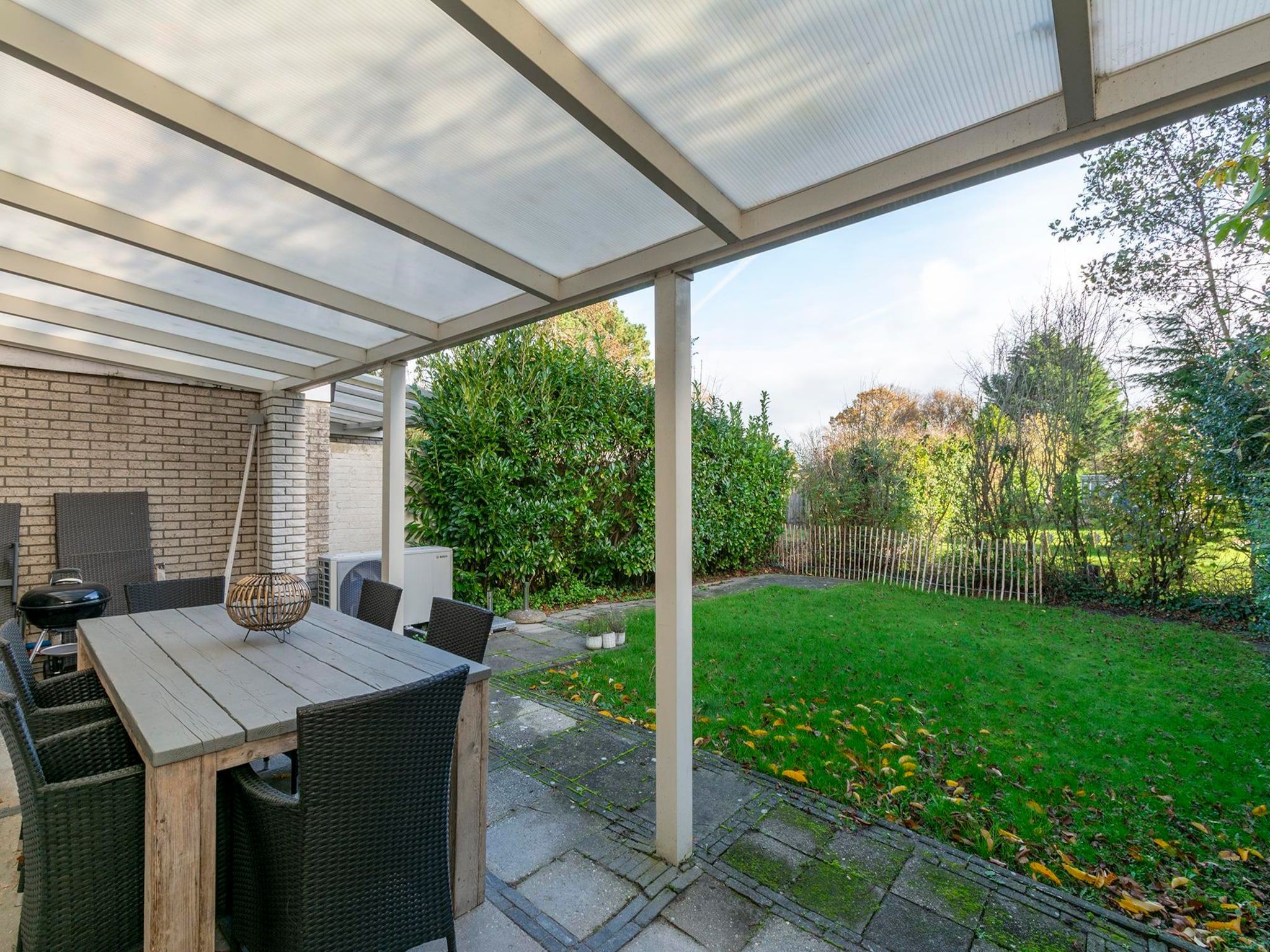 Het terras van Belkmerduinen 2 in Sint Maartenszee