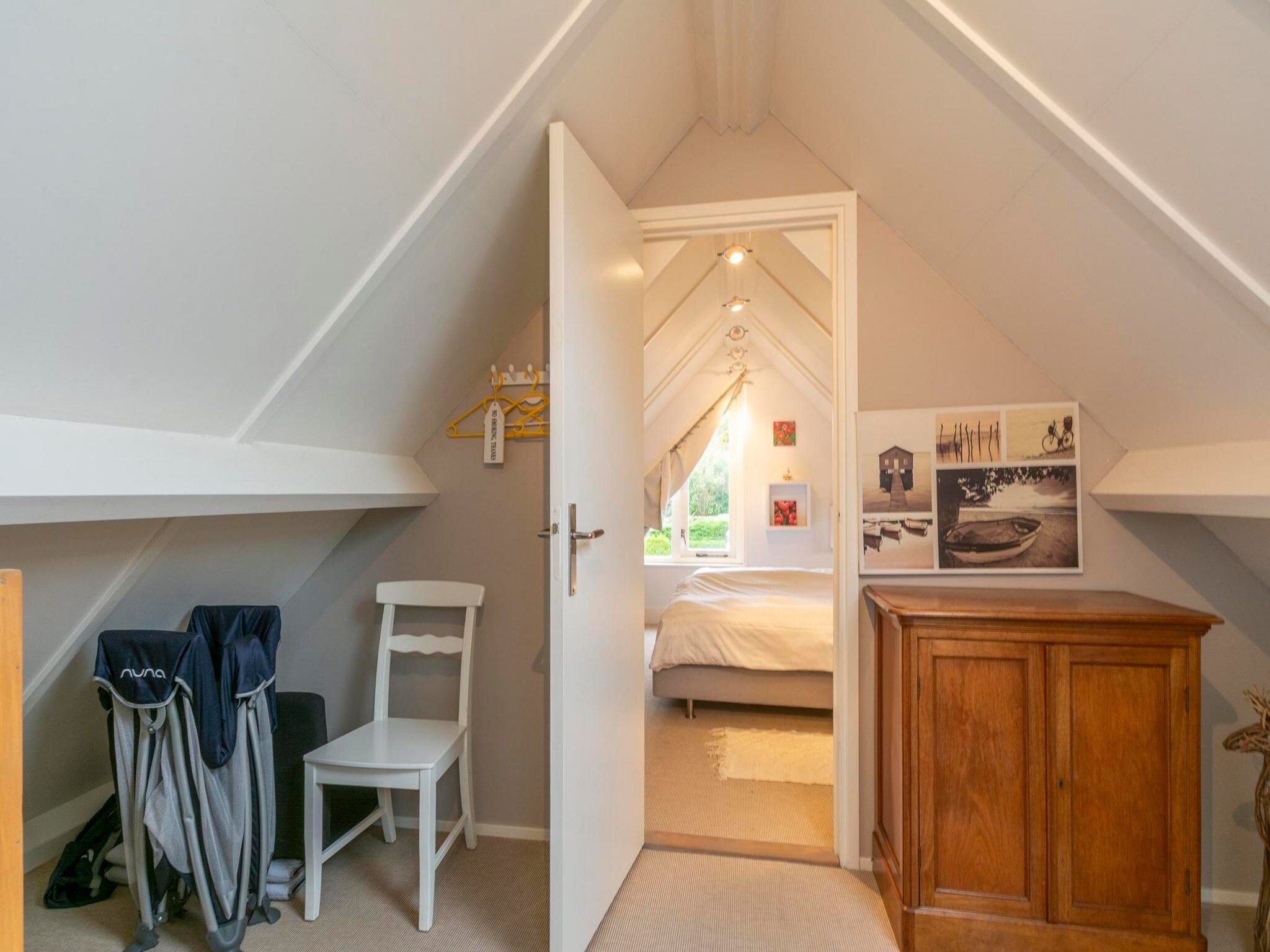 Een slaapkamer van Belkmerduinen 2 in Sint Maartenszee